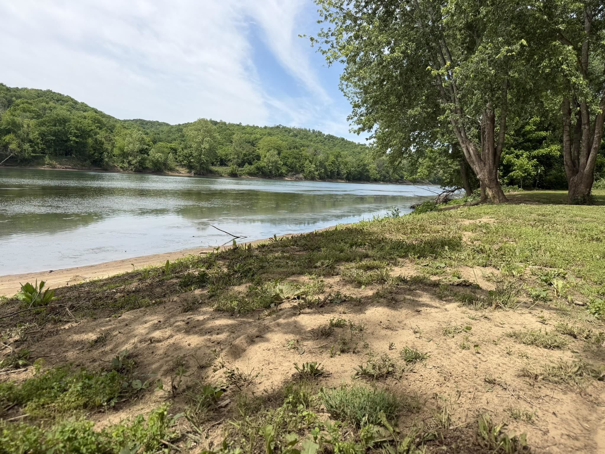 930 White River Run  Guion, AR