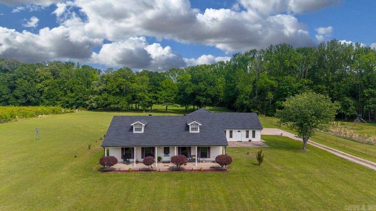 114 Jamie  Beebe, AR