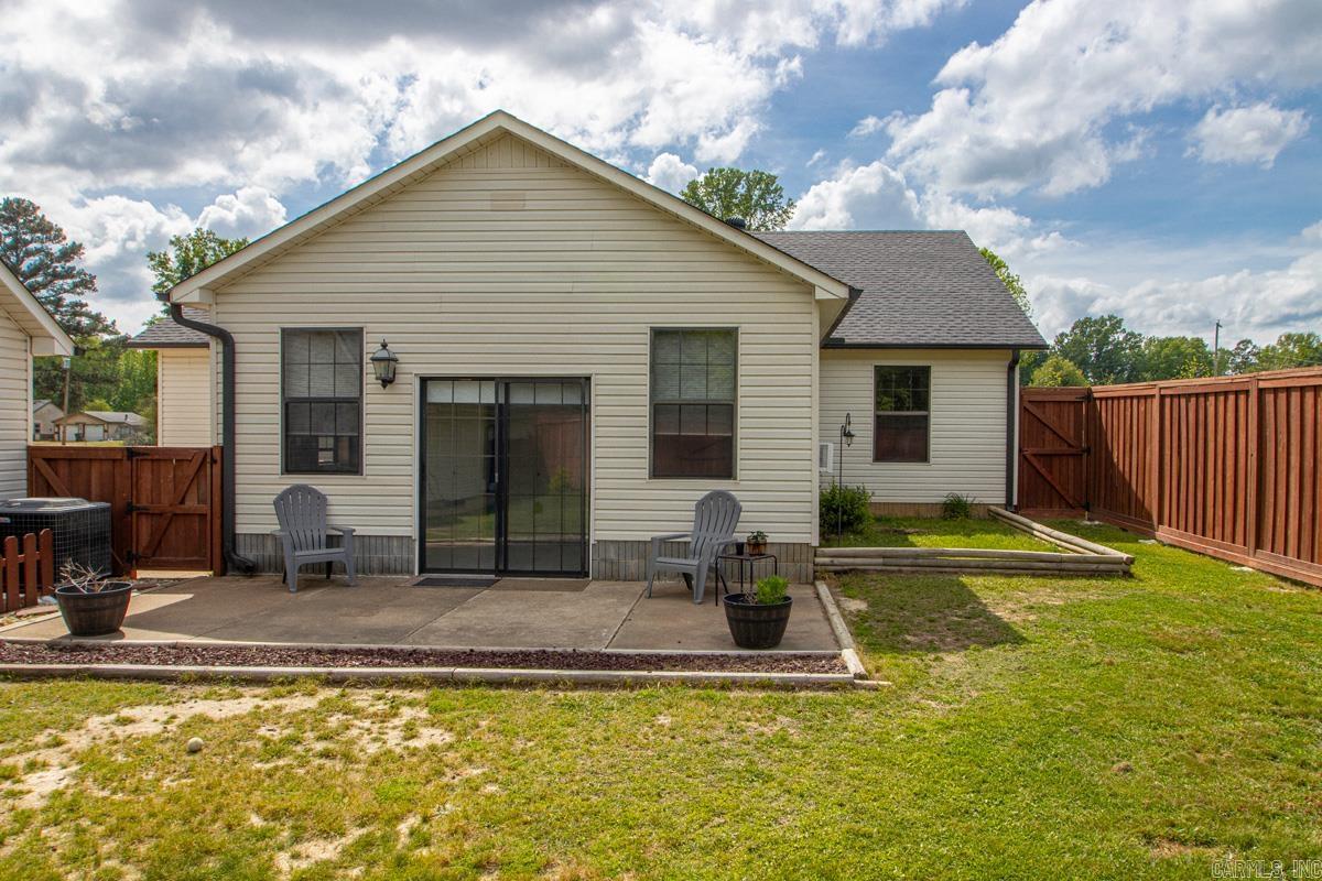 114 Jamie  Beebe, AR