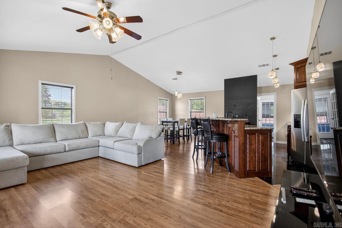 114 Jamie  Beebe, AR