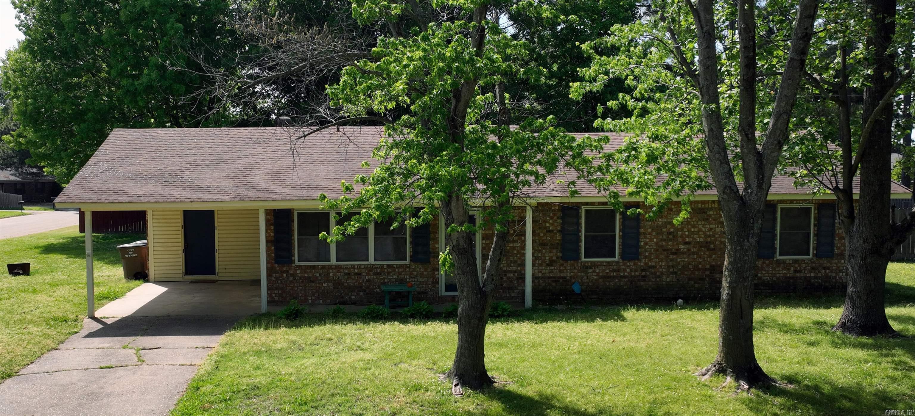 1803 Ouida  Wynne, AR