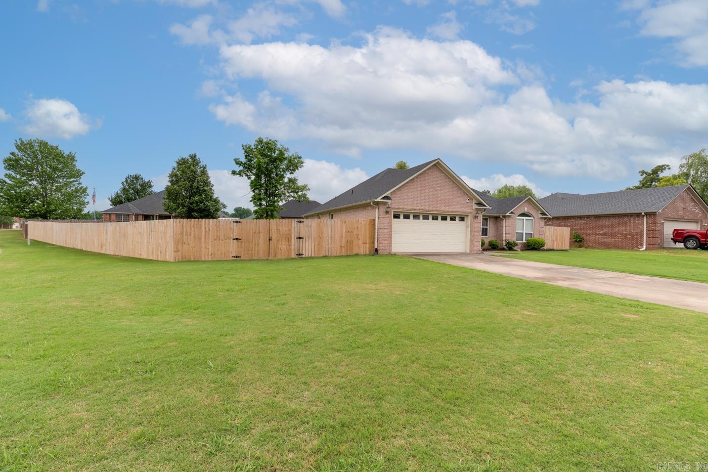 1732 Pilot  Jacksonville, AR