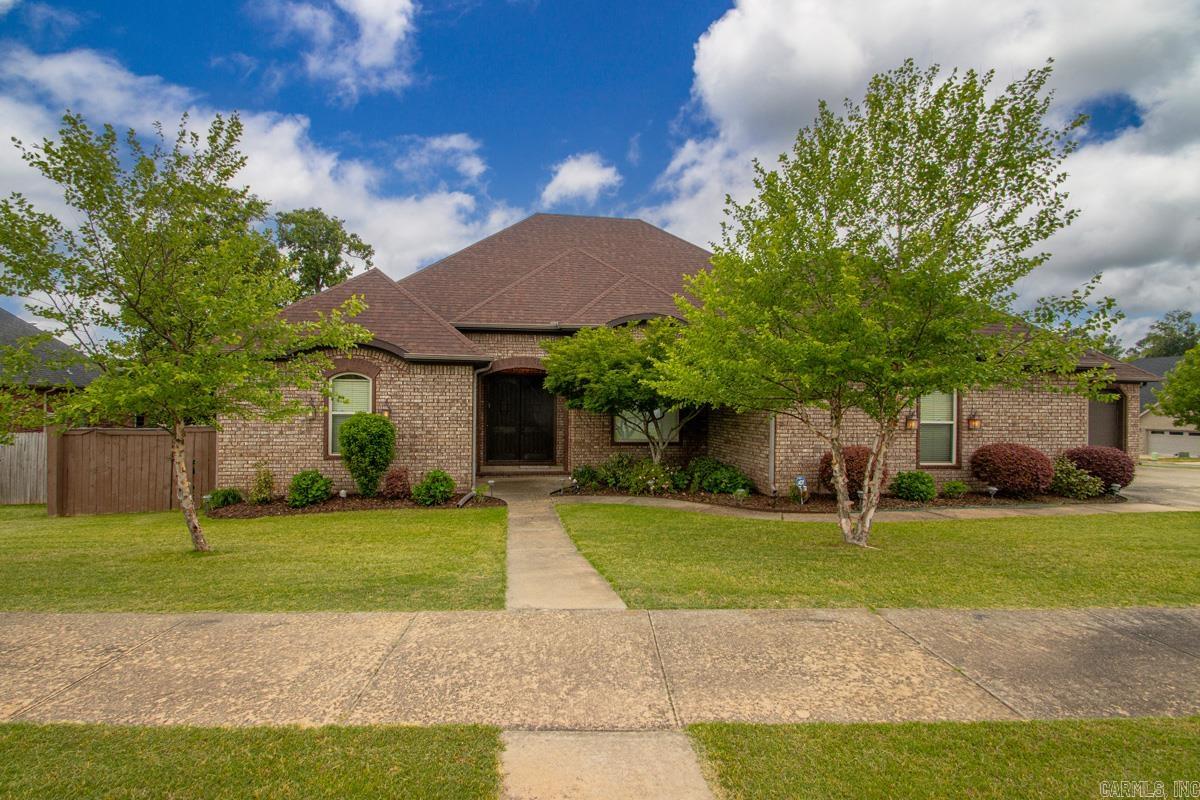 127 Lake Valley Dr.  Maumelle, AR