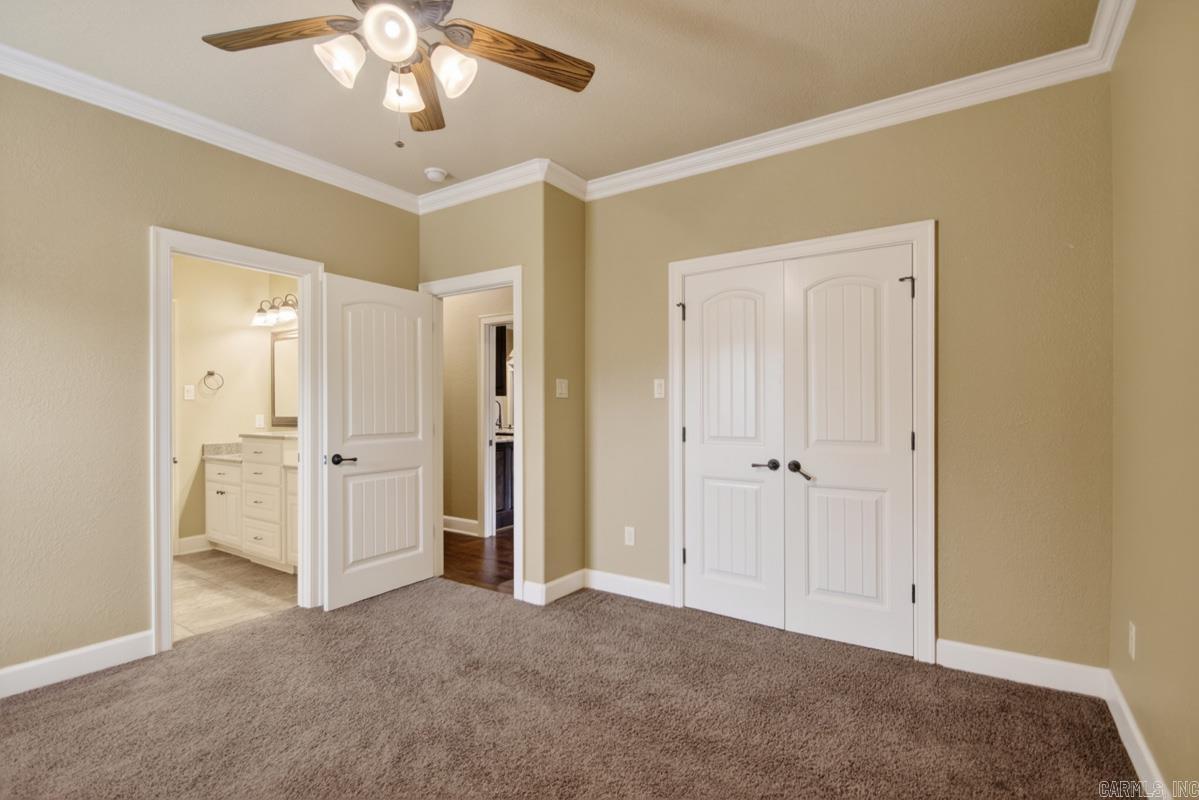 127 Lake Valley Dr.  Maumelle, AR