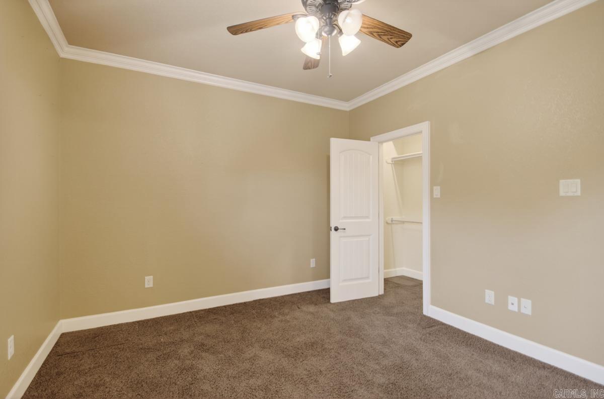 127 Lake Valley Dr.  Maumelle, AR