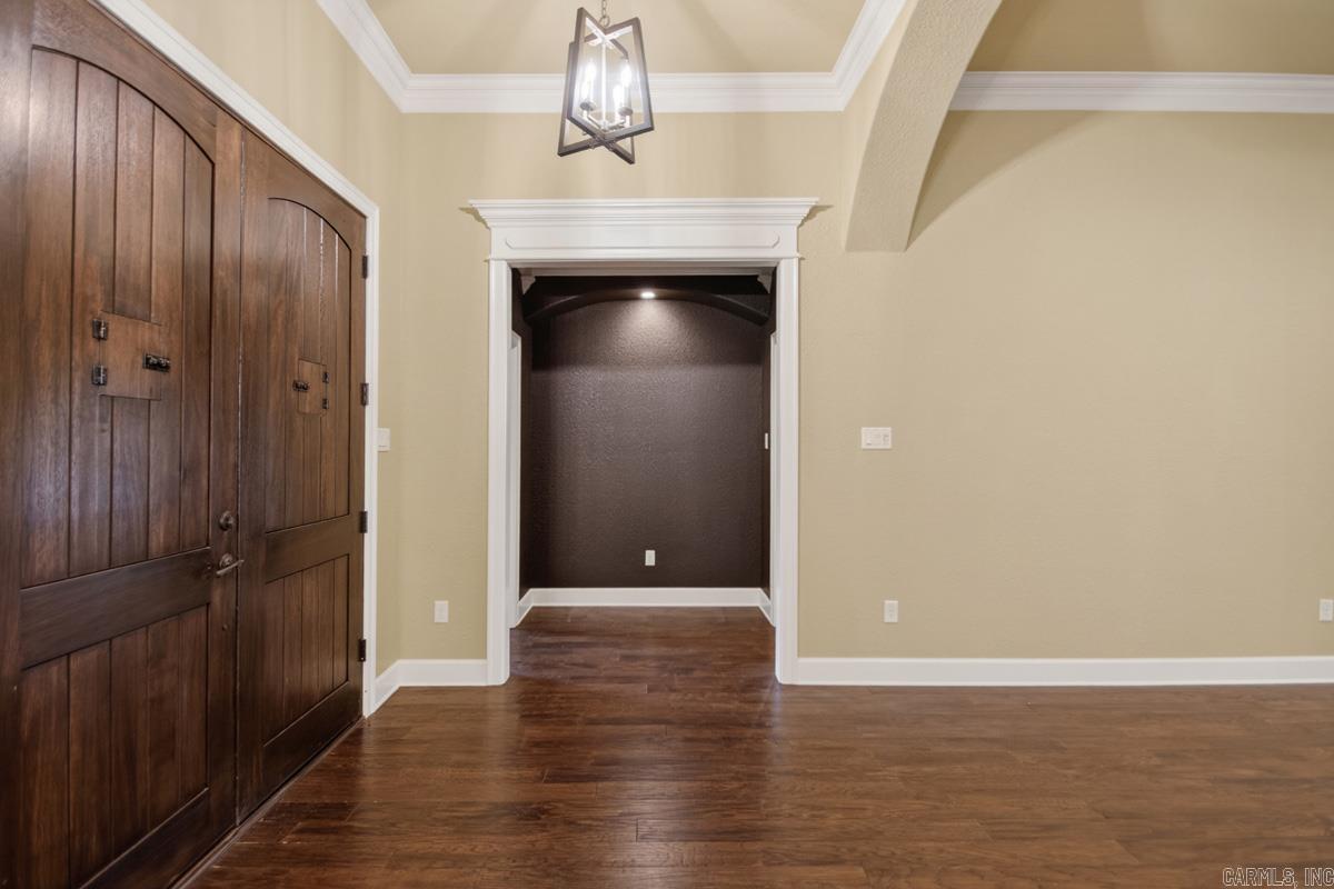 127 Lake Valley Dr.  Maumelle, AR