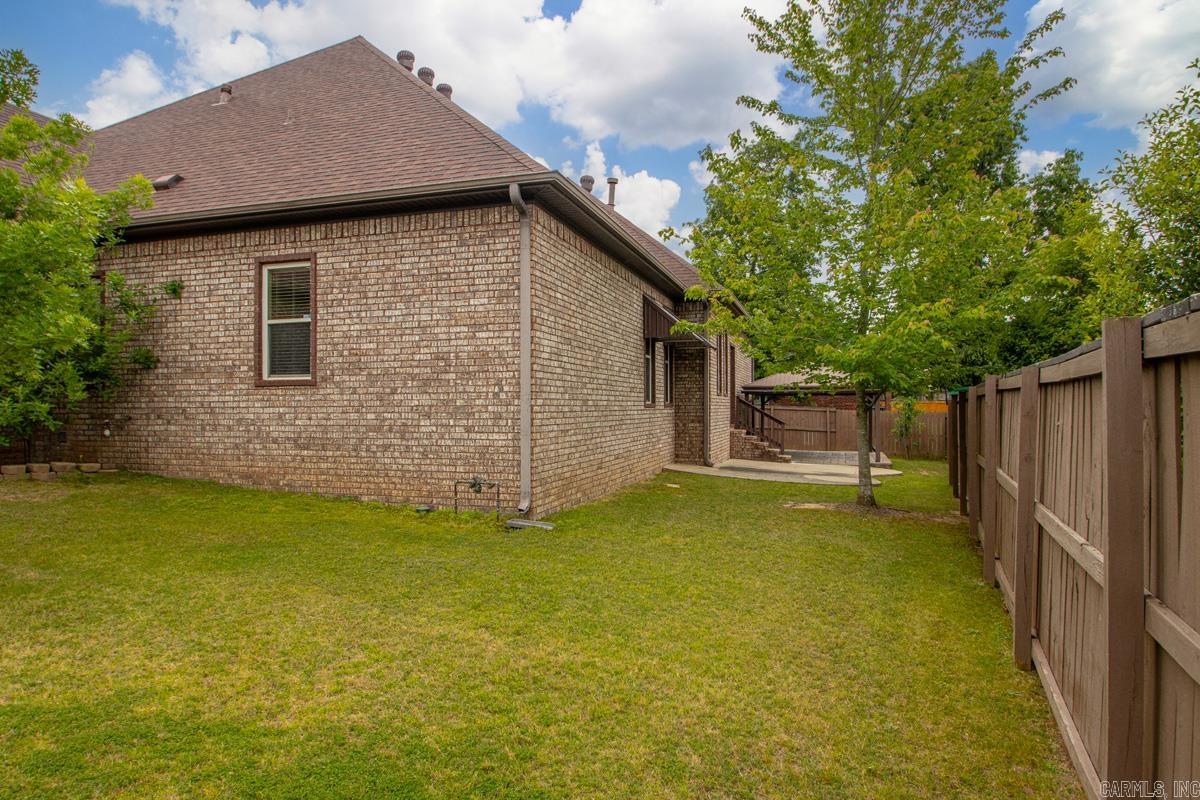 127 Lake Valley Dr.  Maumelle, AR