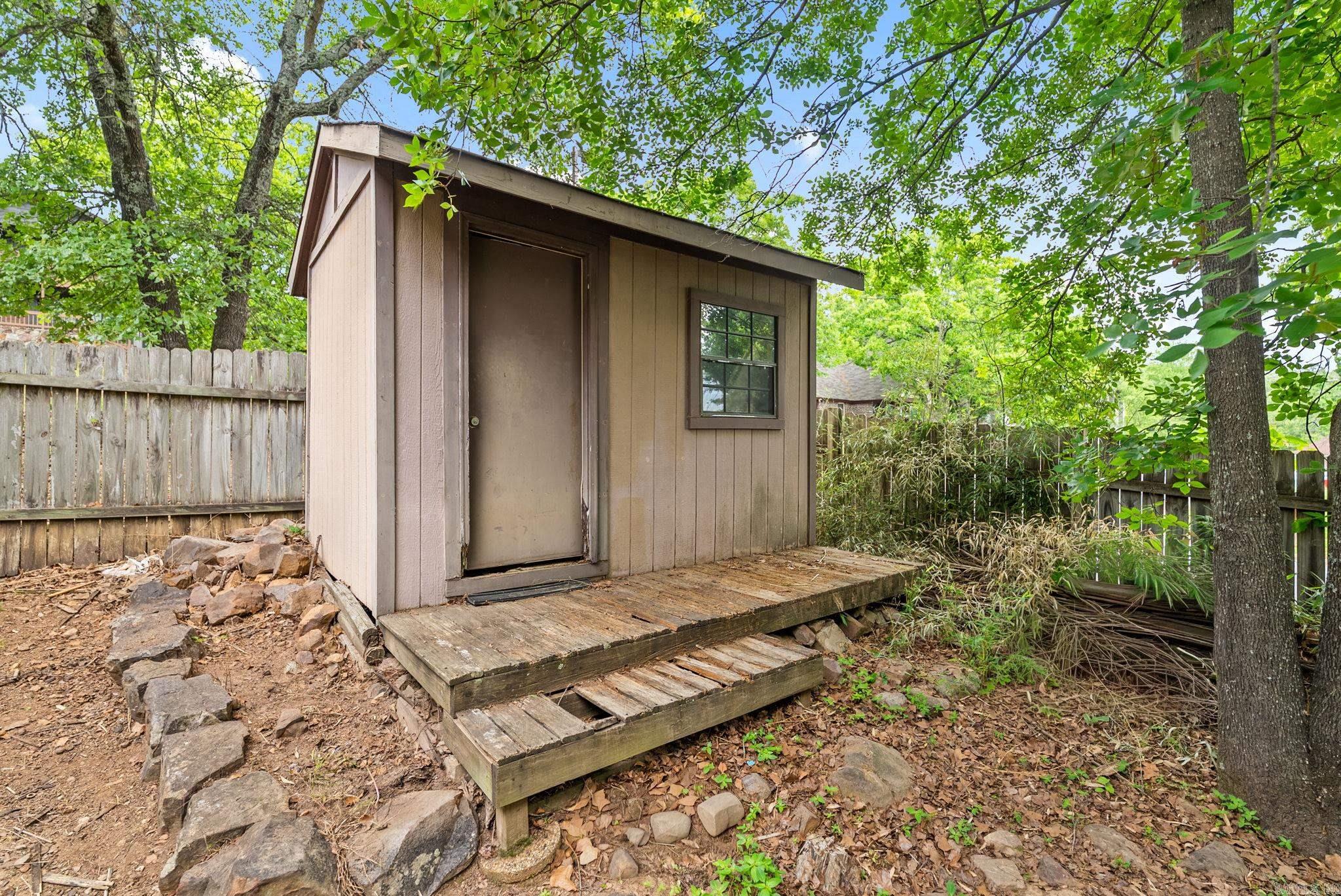 2 Idlewood  Maumelle, AR