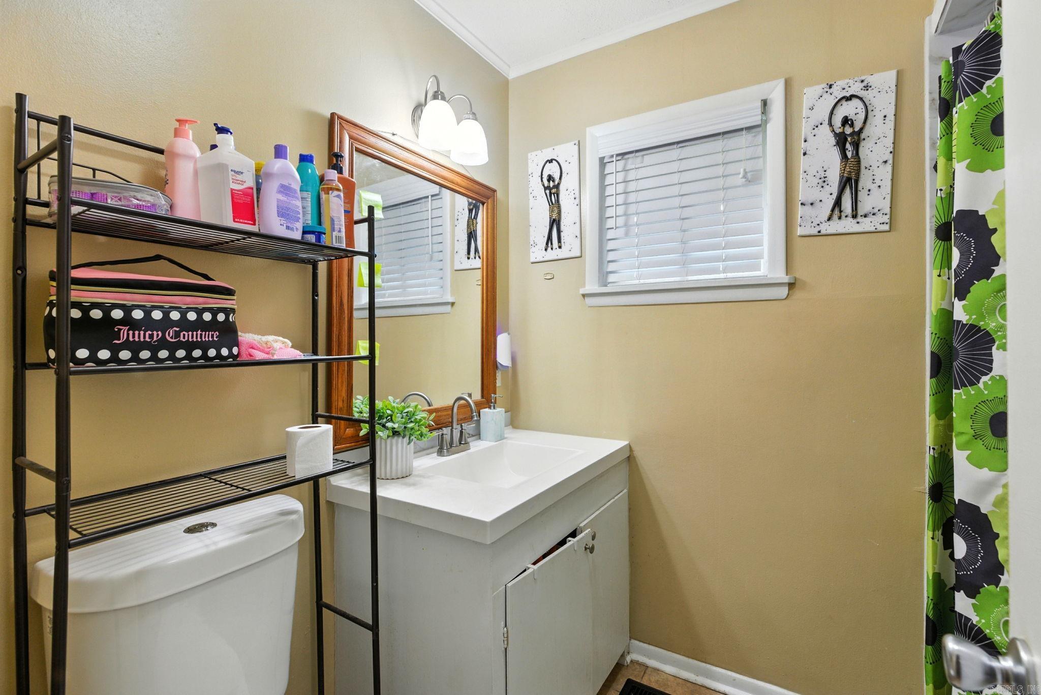 1900 Broken Arrow  North Little Rock, AR