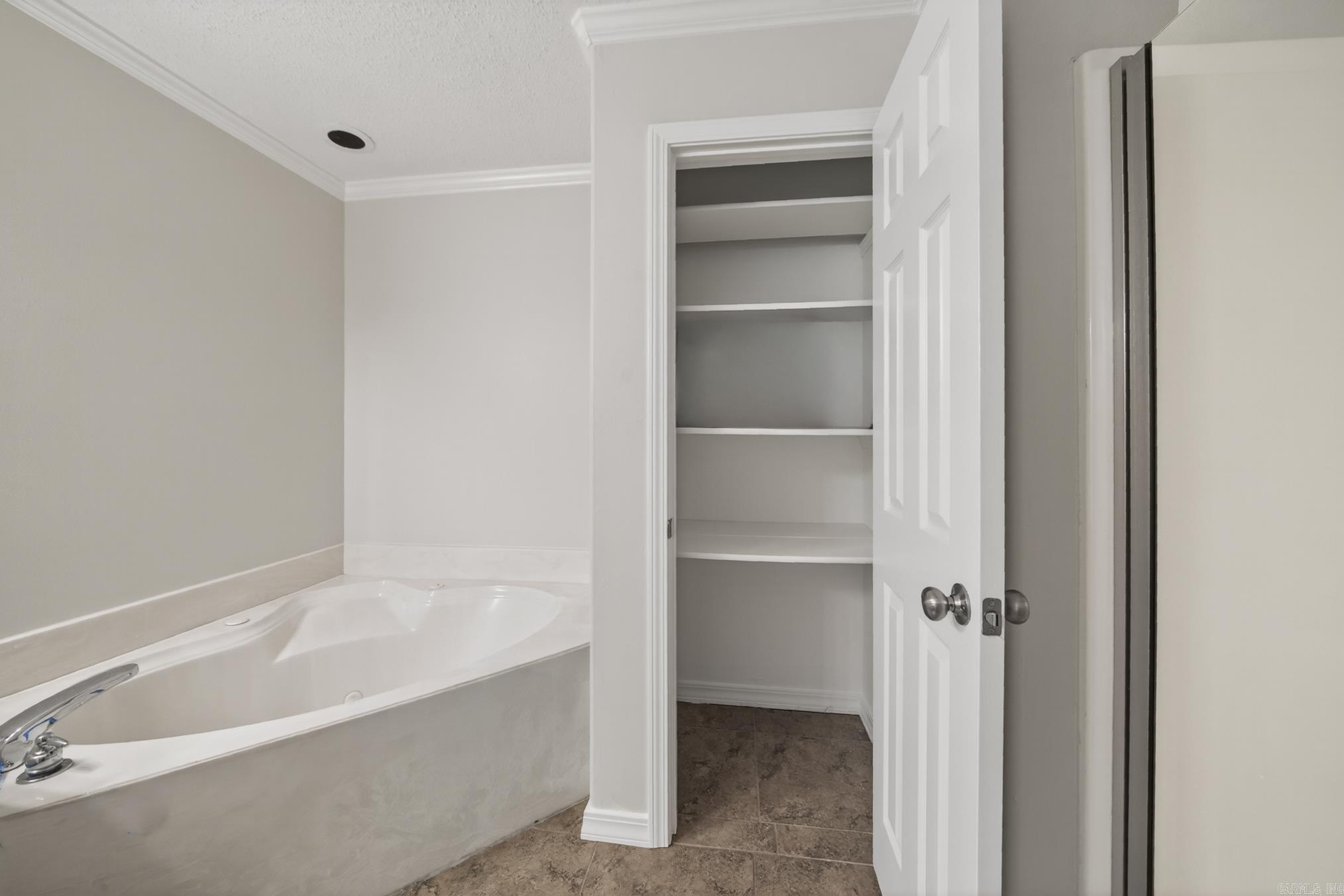 95 Springwood Court Cabot, AR 72023