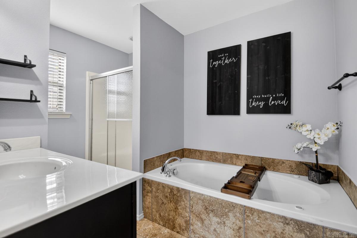 8007 North Haven Drive  Alexander, AR