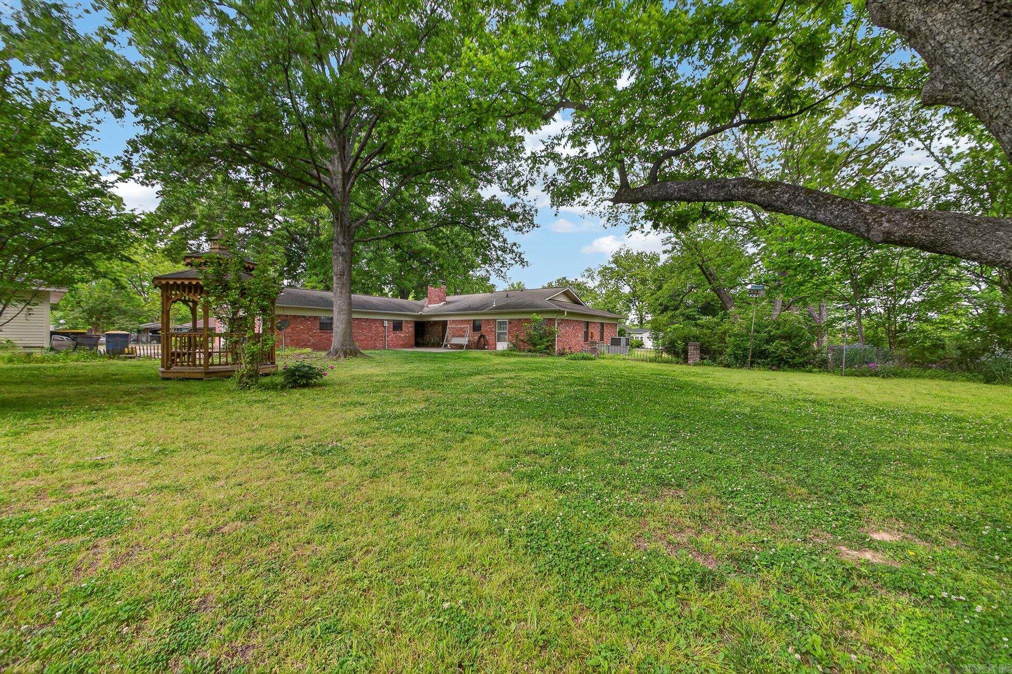 111 S Jackson  Cabot, AR