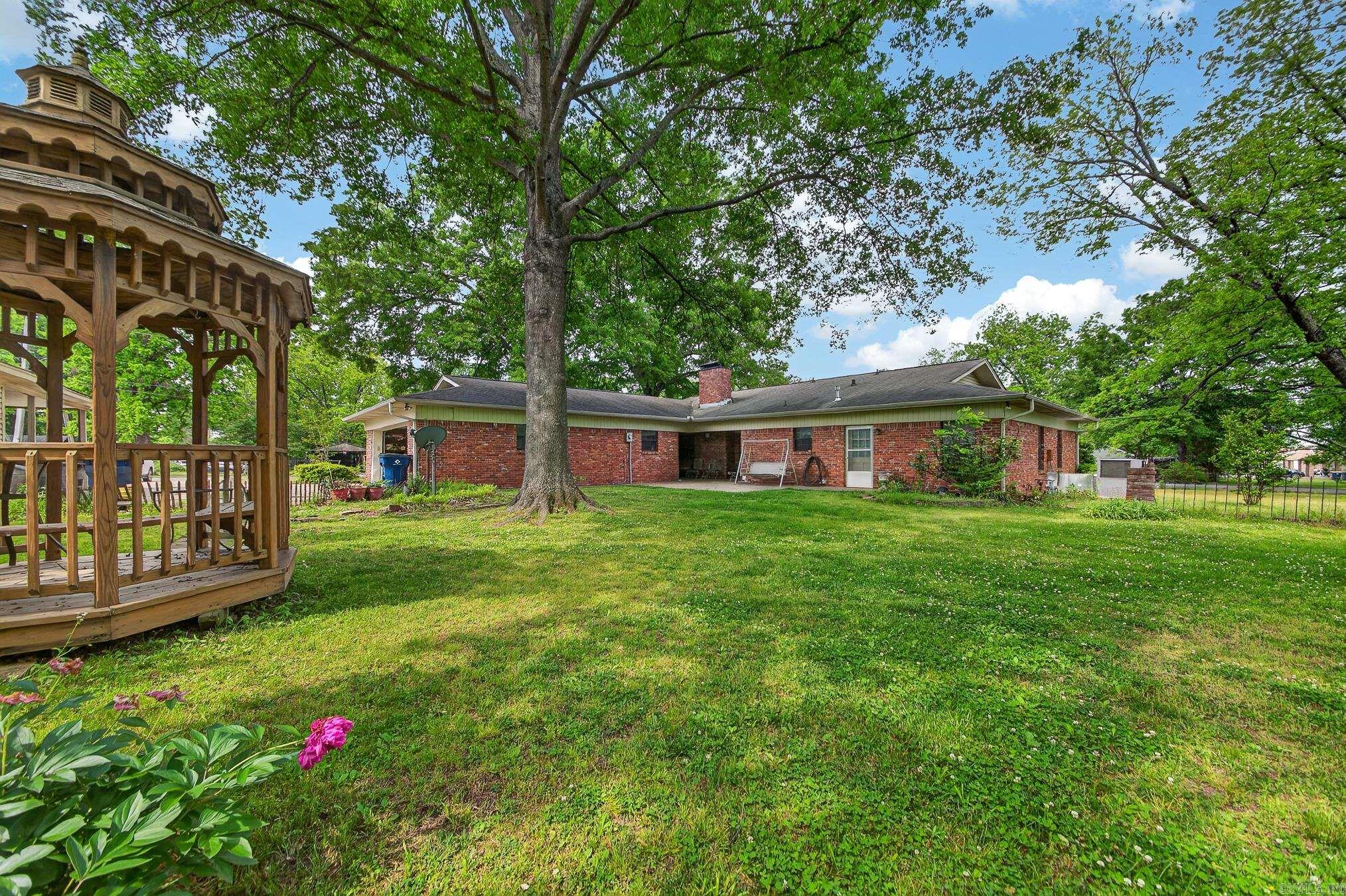 111 S Jackson  Cabot, AR