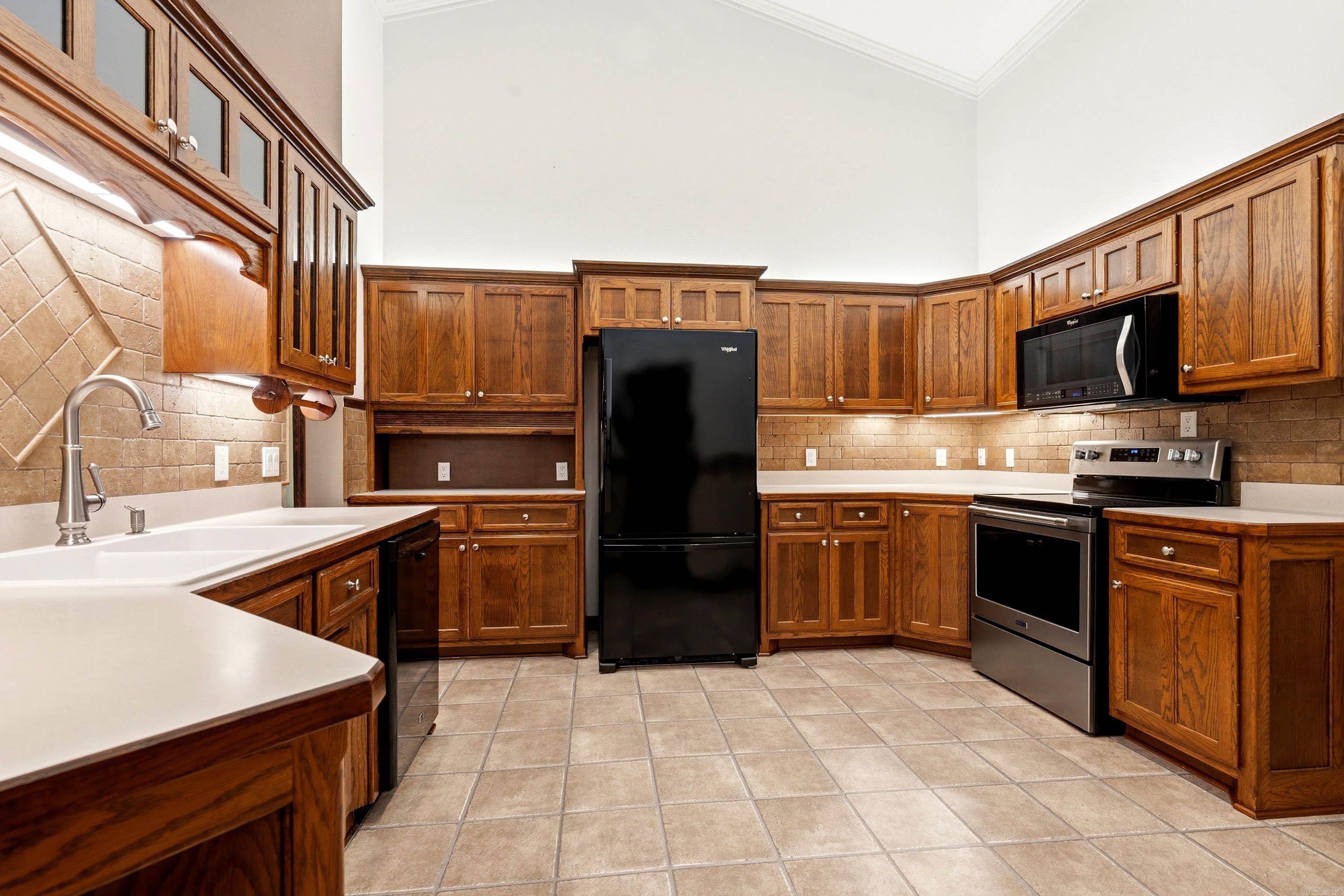 2 Guindola  Hot Springs Village, AR