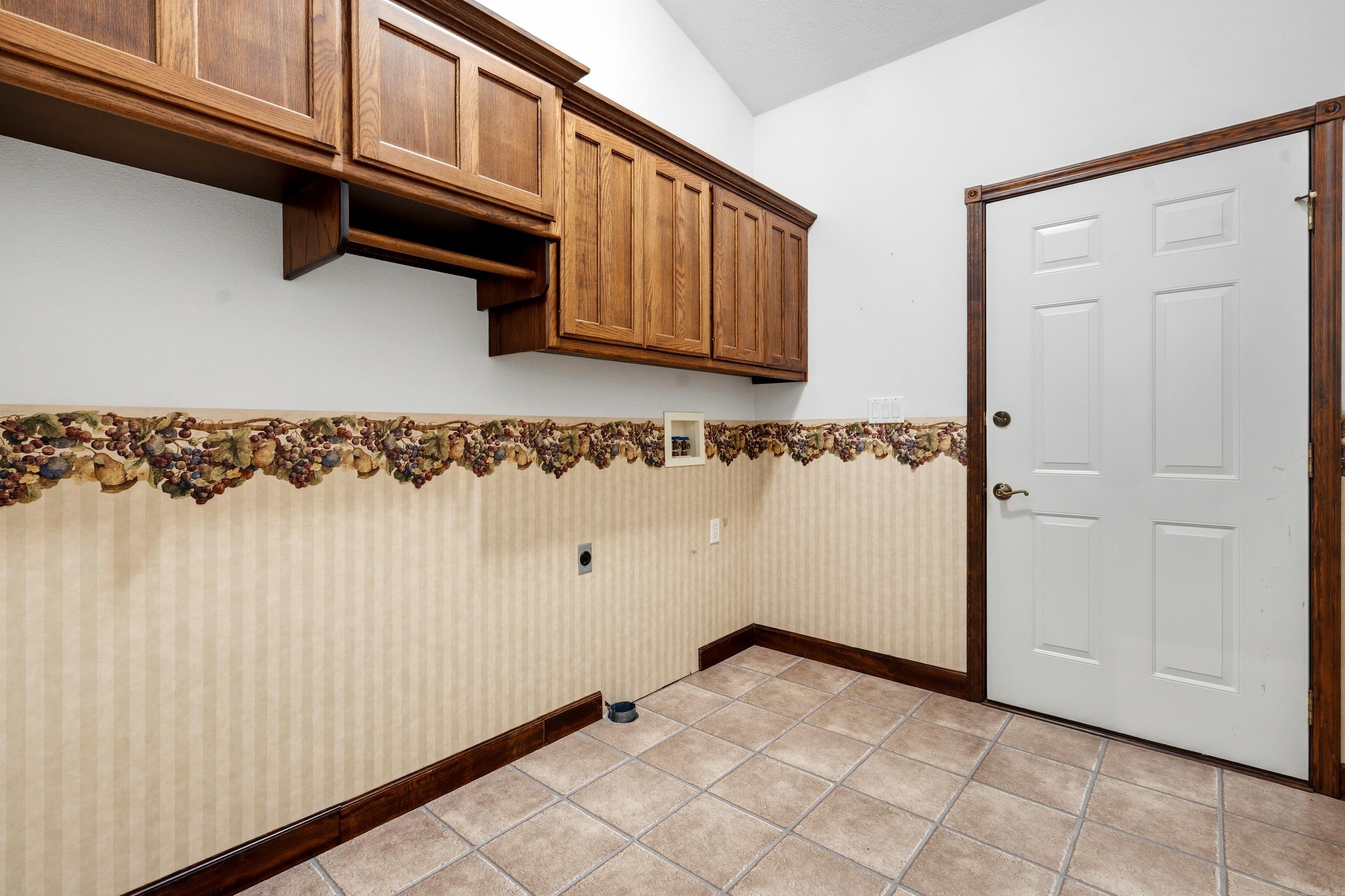 2 Guindola  Hot Springs Village, AR