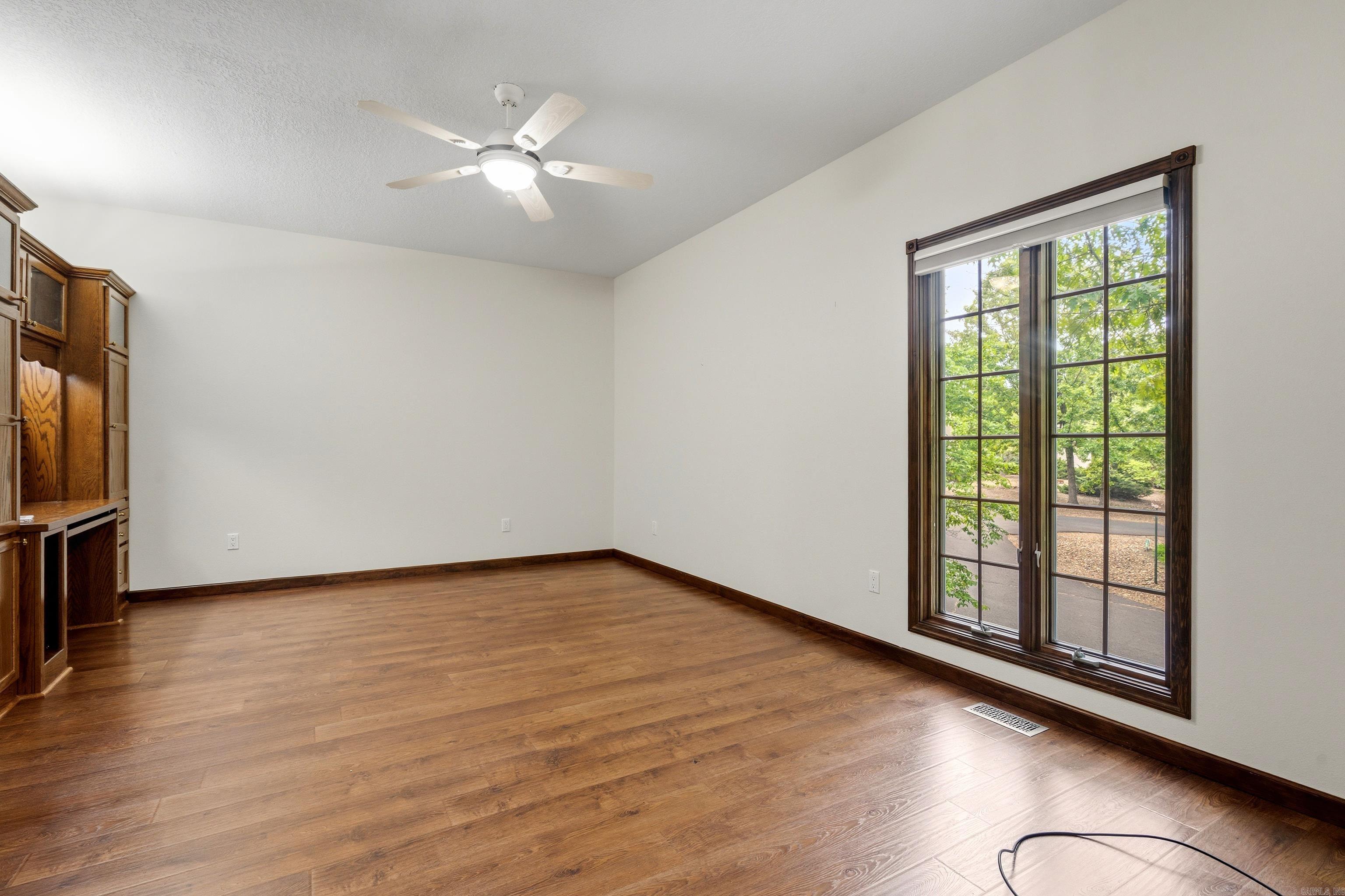 2 Guindola  Hot Springs Village, AR