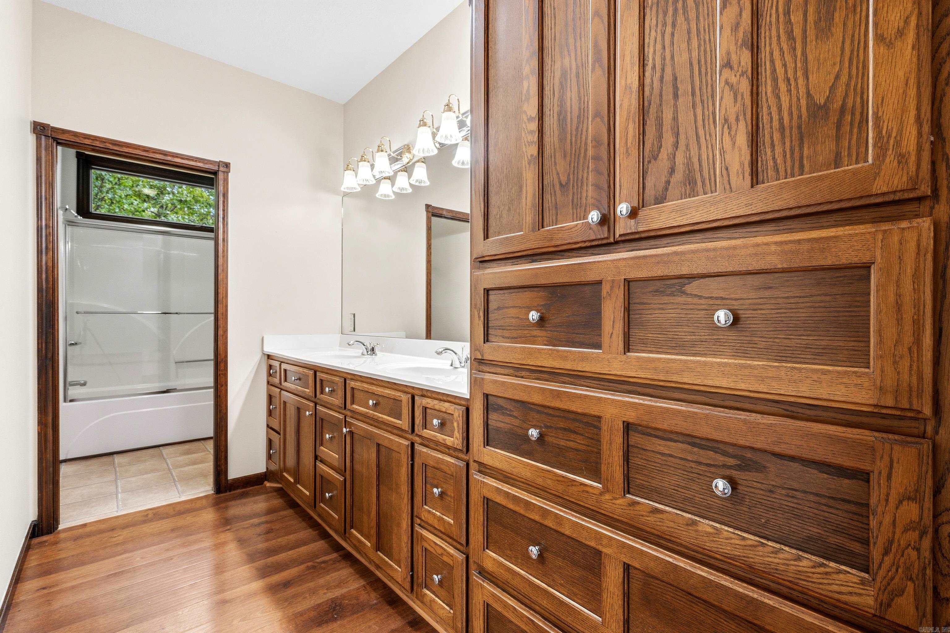 2 Guindola  Hot Springs Village, AR