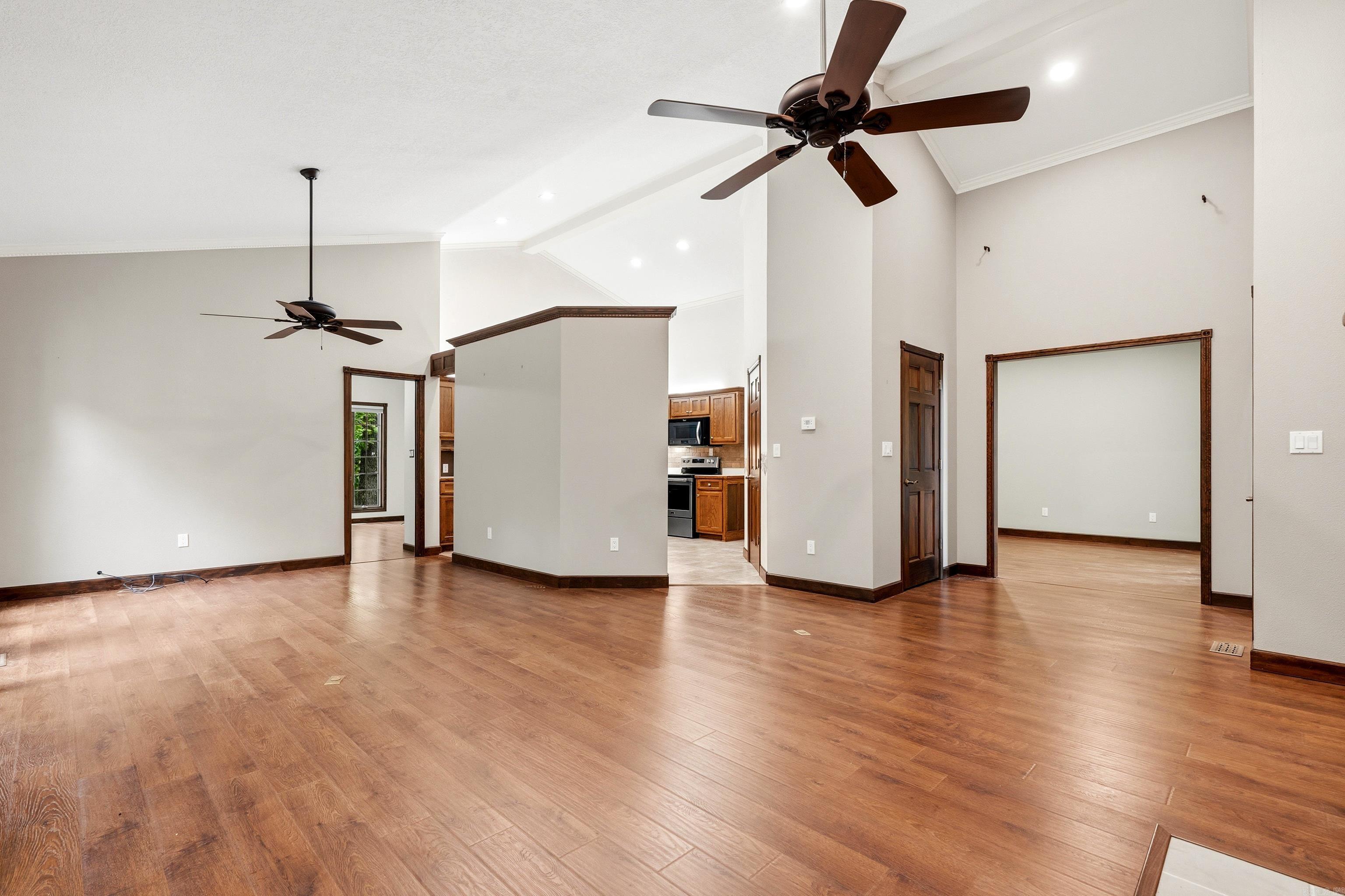 2 Guindola  Hot Springs Village, AR