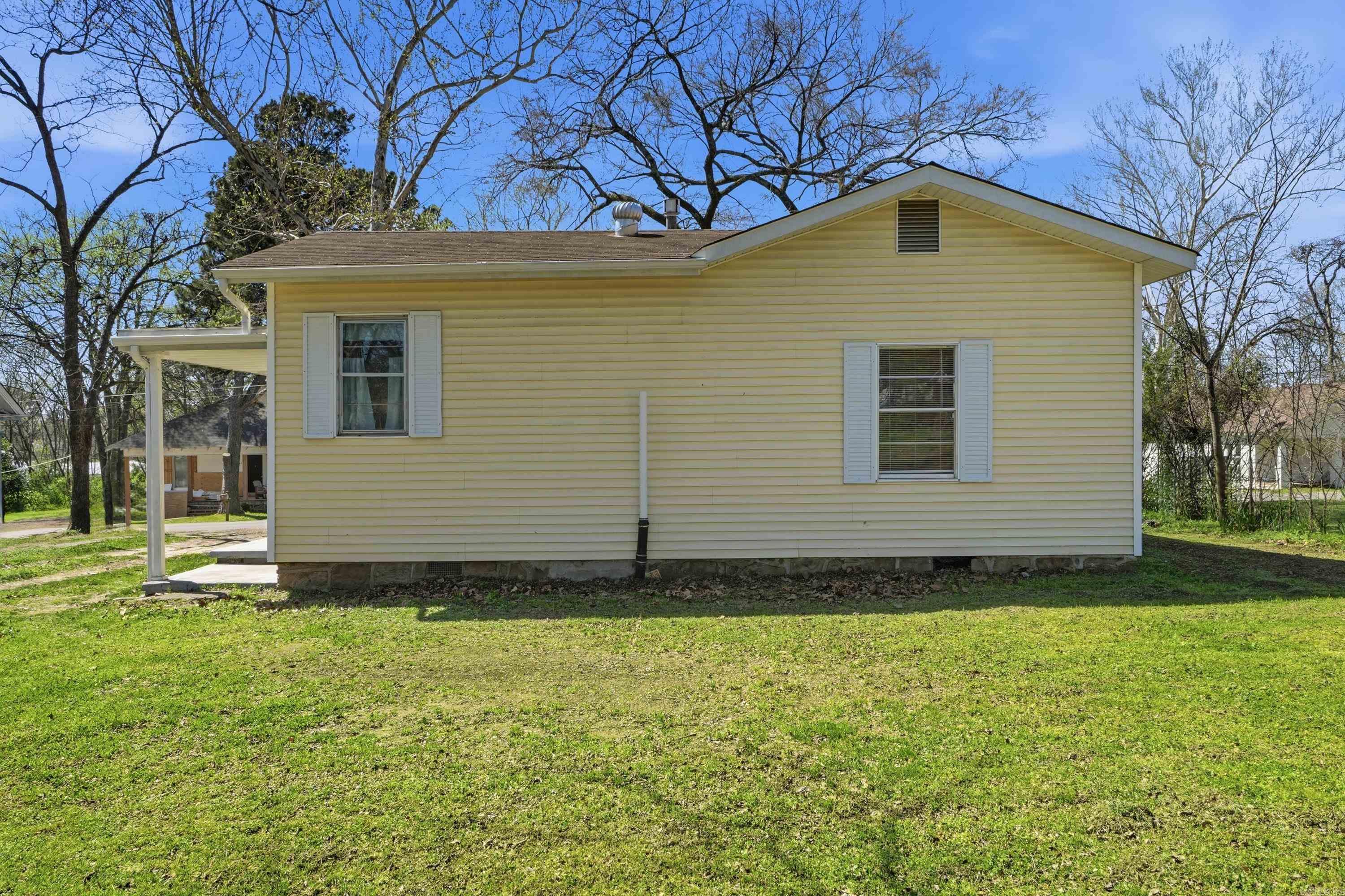 202 N Griffin Street  Morrilton, AR