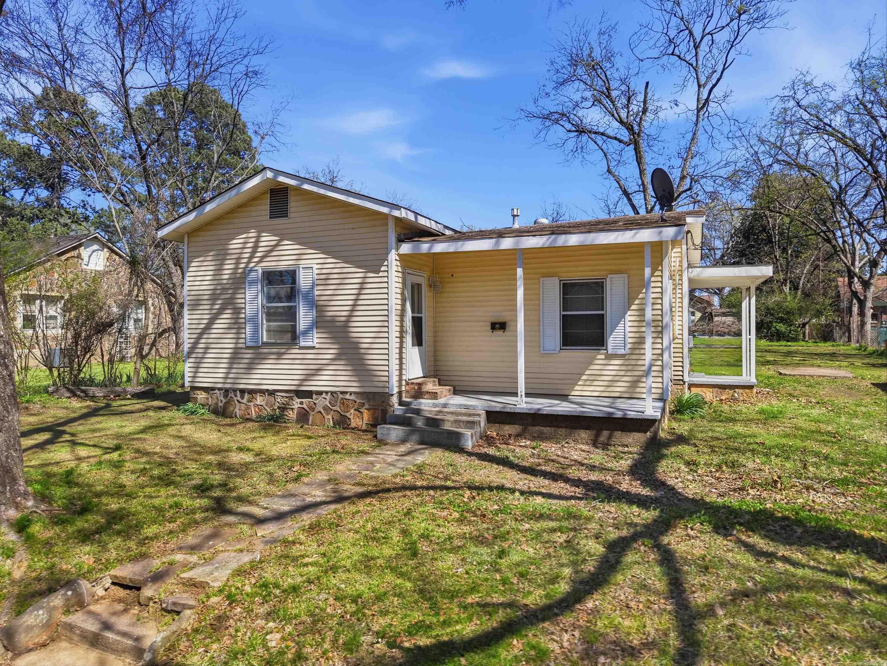 202 N Griffin Street  Morrilton, AR