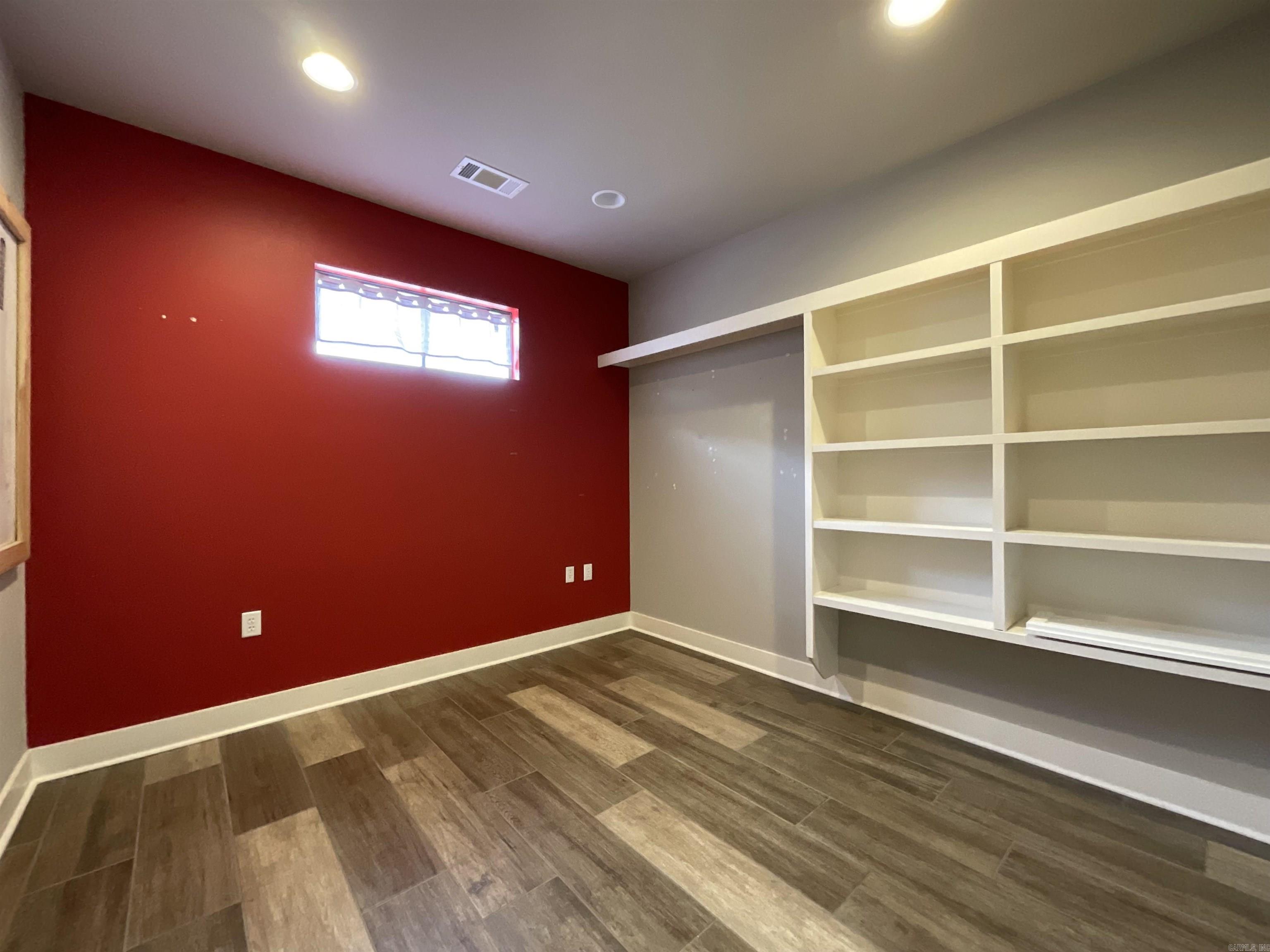 1009 S Redmond  Jacksonville, AR