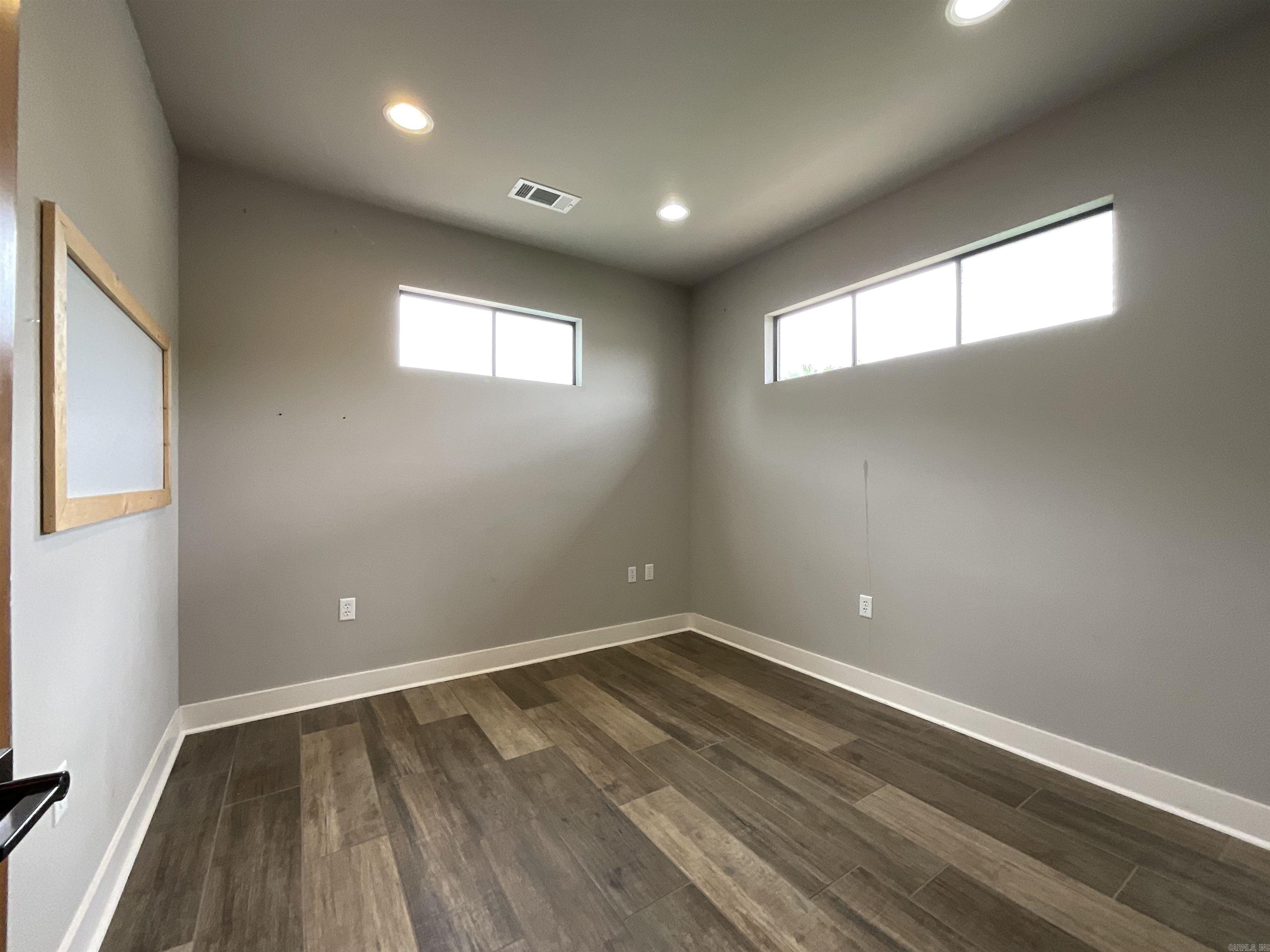 1009 S Redmond  Jacksonville, AR