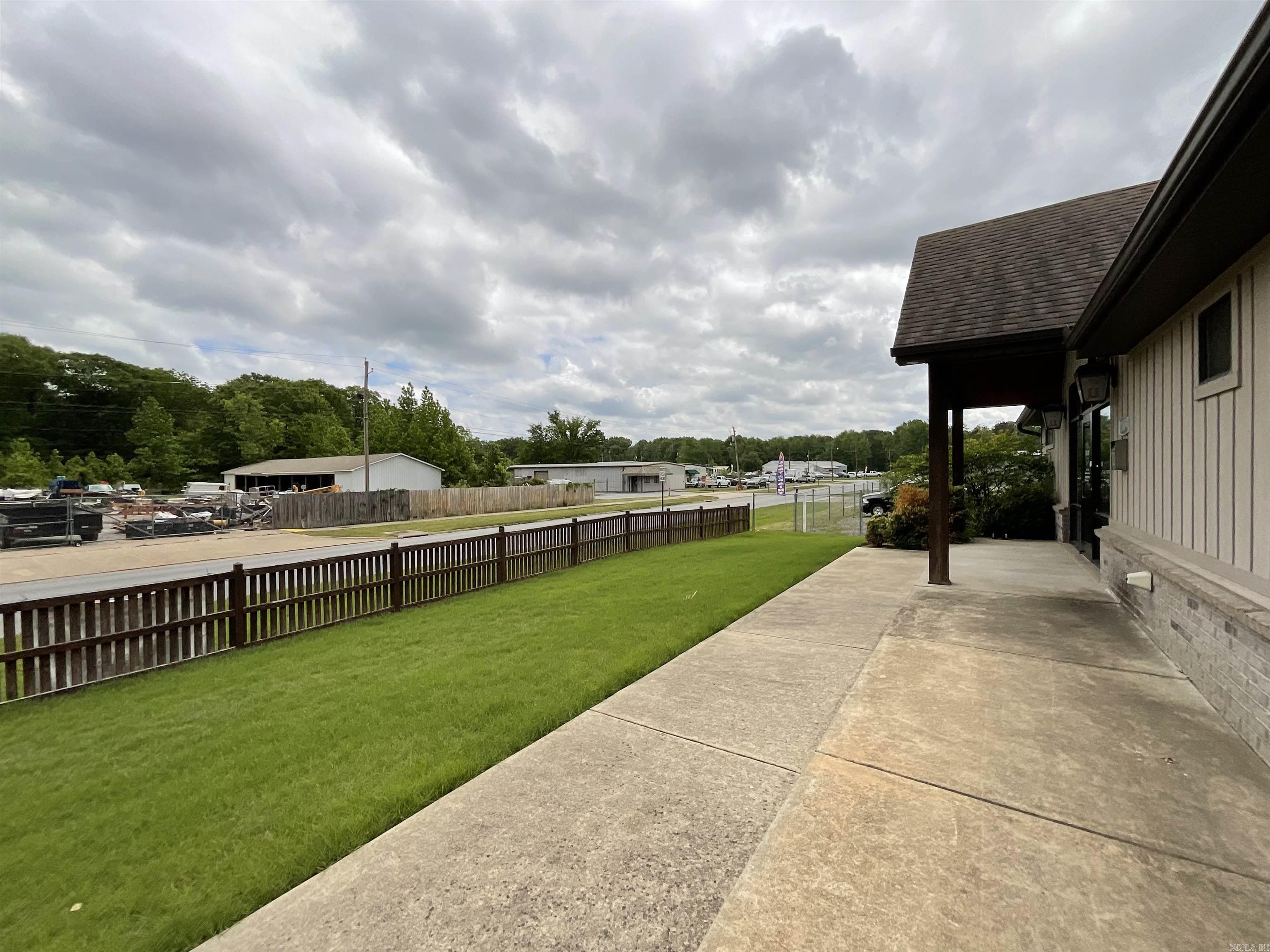 1009 S Redmond  Jacksonville, AR