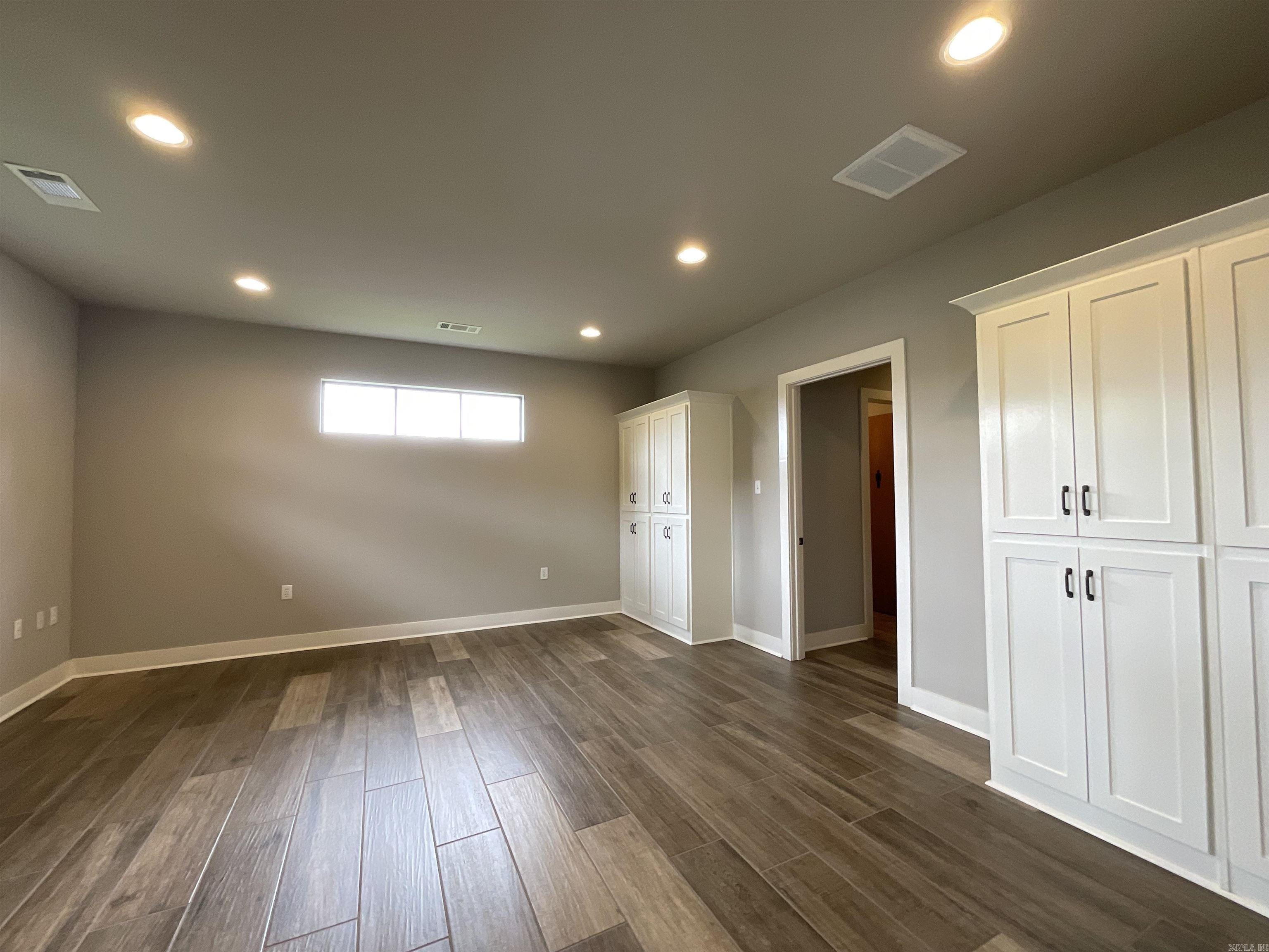 1009 S Redmond  Jacksonville, AR