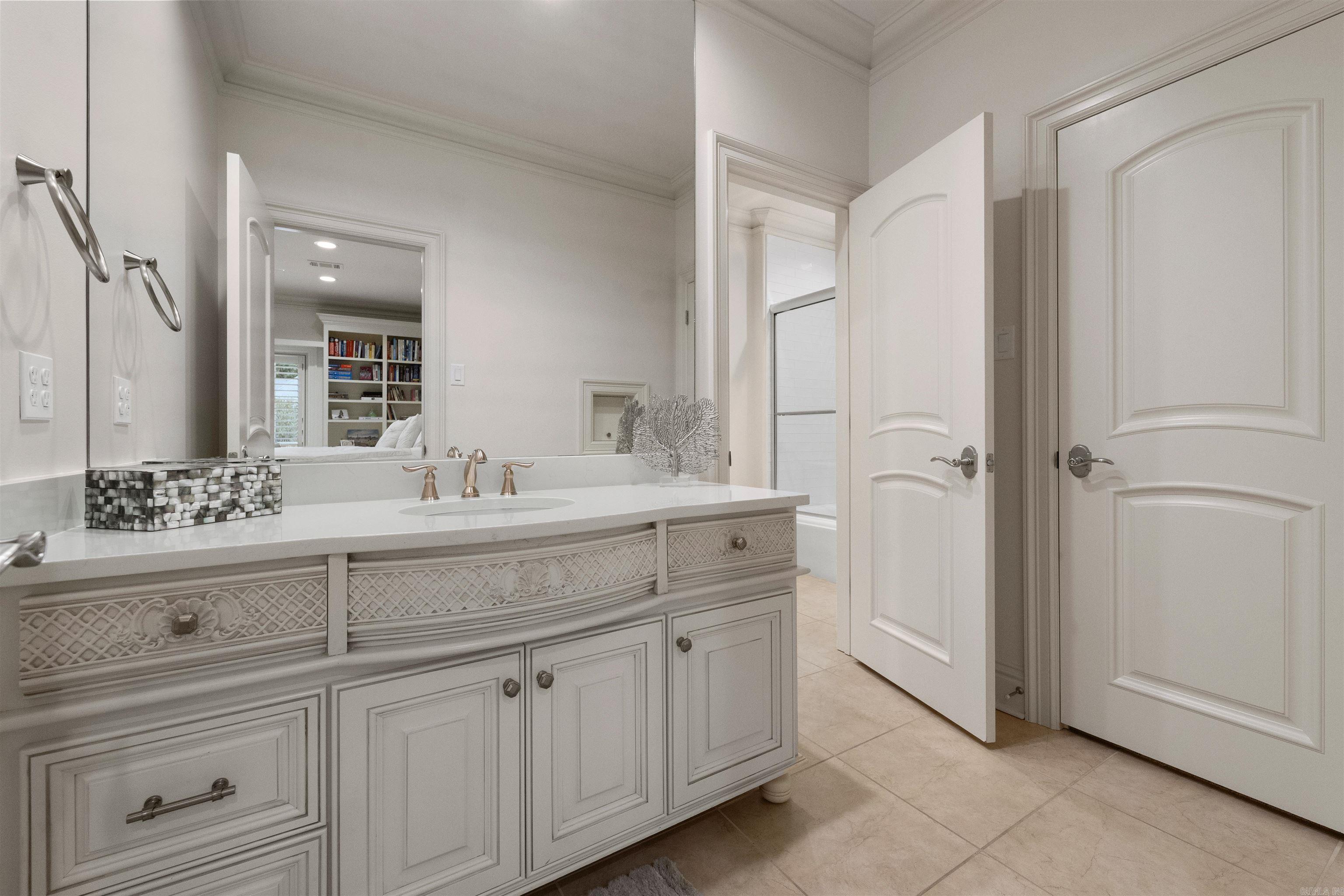 67 Sologne  Little Rock, AR