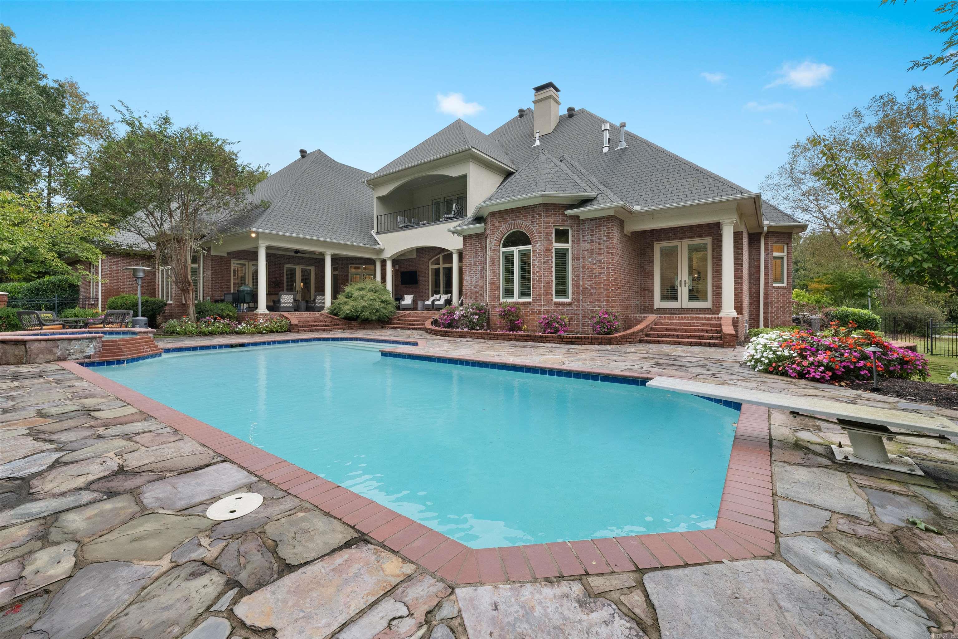 67 Sologne  Little Rock, AR