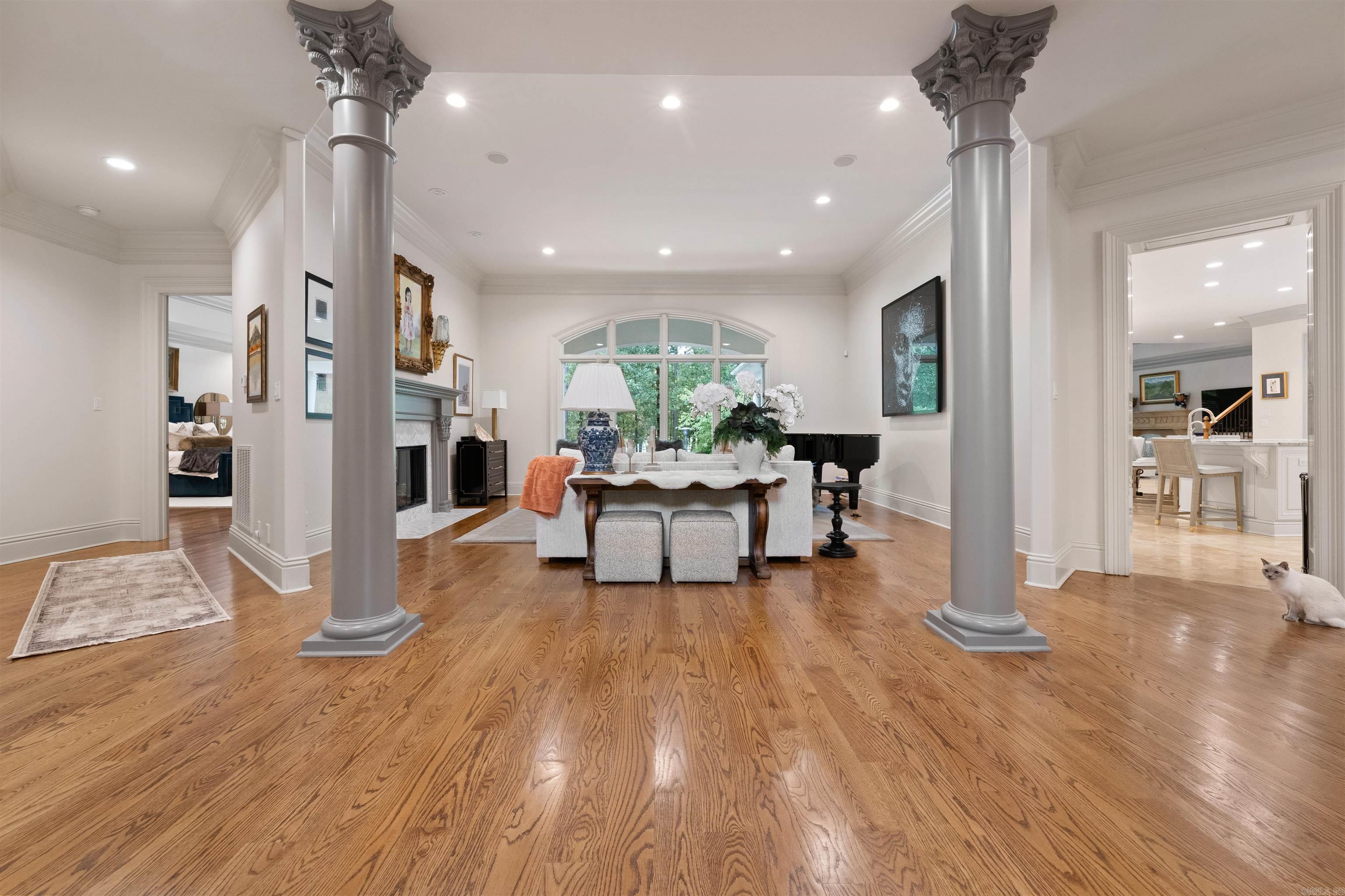 67 Sologne  Little Rock, AR