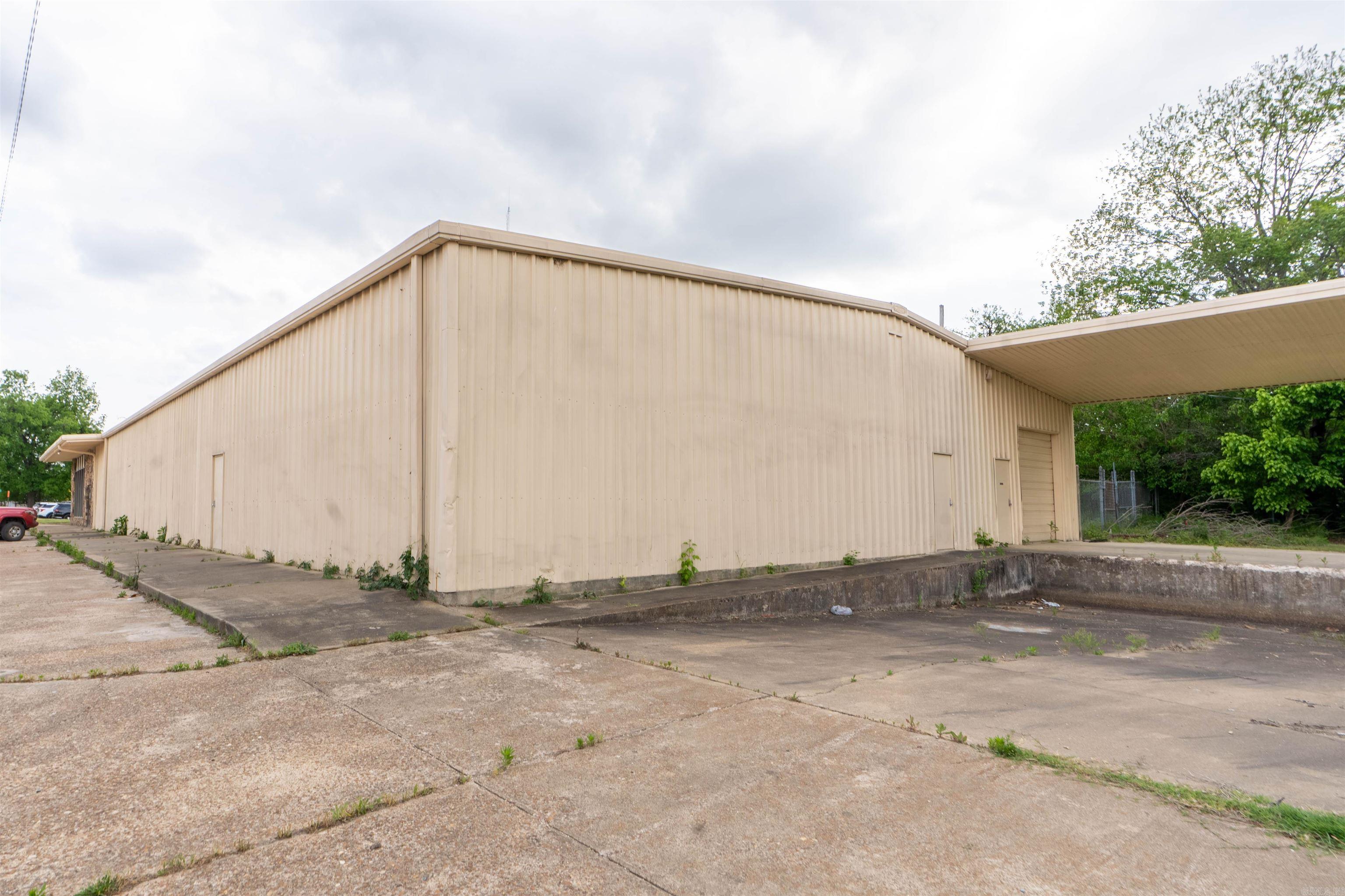 201 N New Orleans Ave  Brinkley, AR