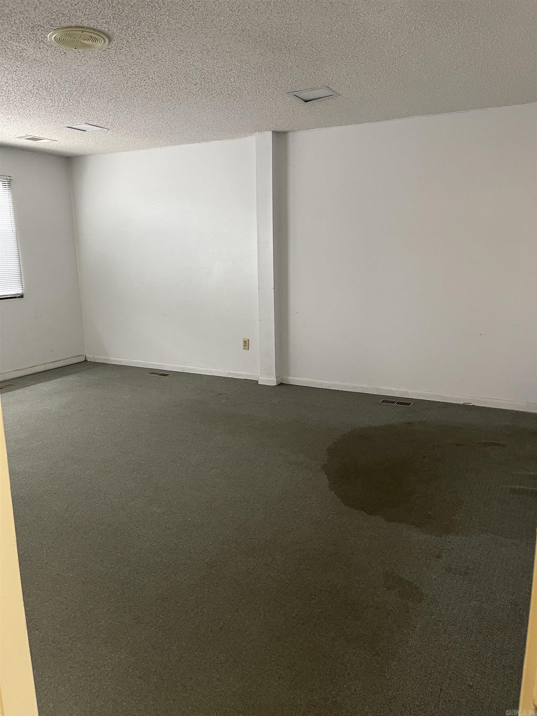 1529 S University Ave  Little Rock, AR