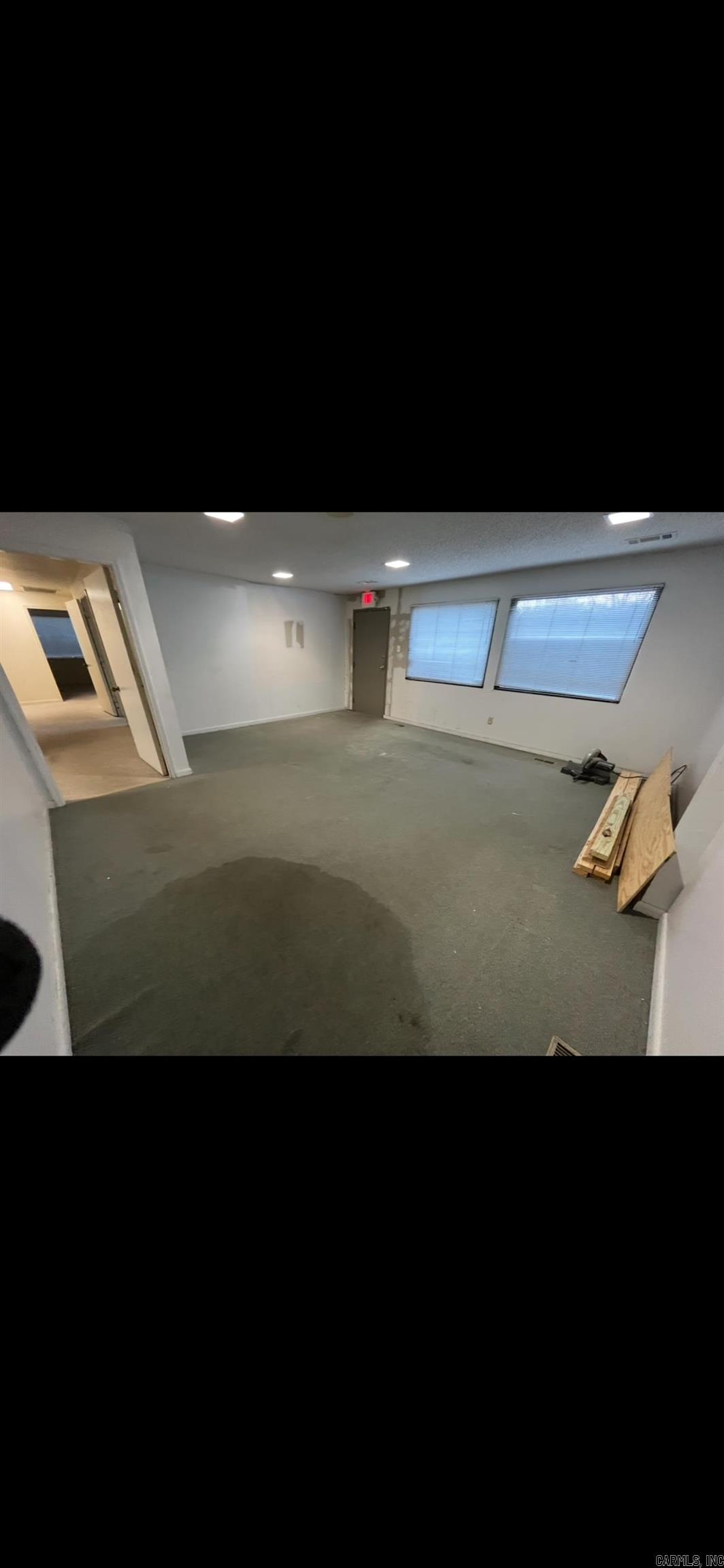 1529 S University Ave  Little Rock, AR