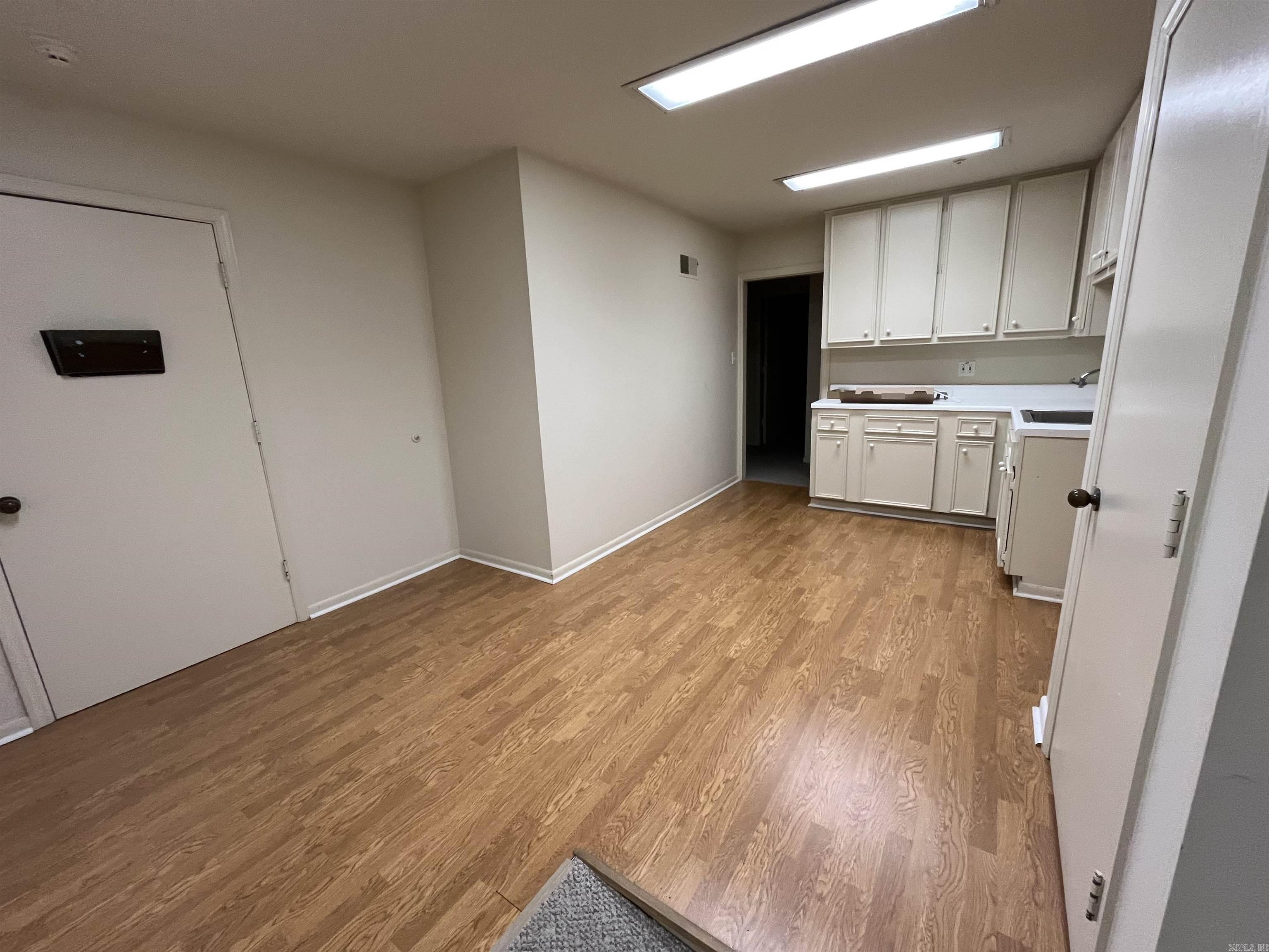 1529 S University Ave  Little Rock, AR