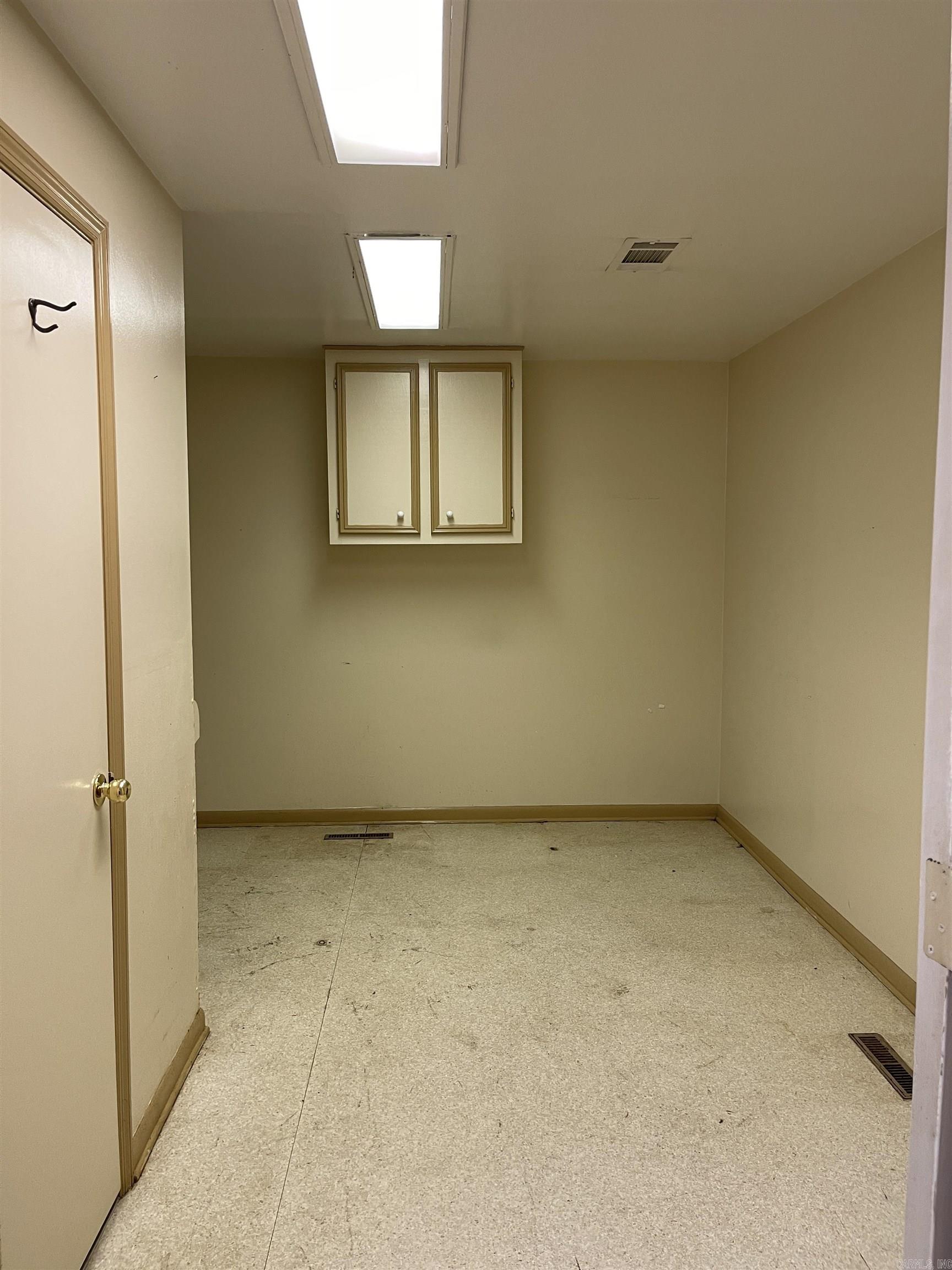 1529 S University Ave  Little Rock, AR