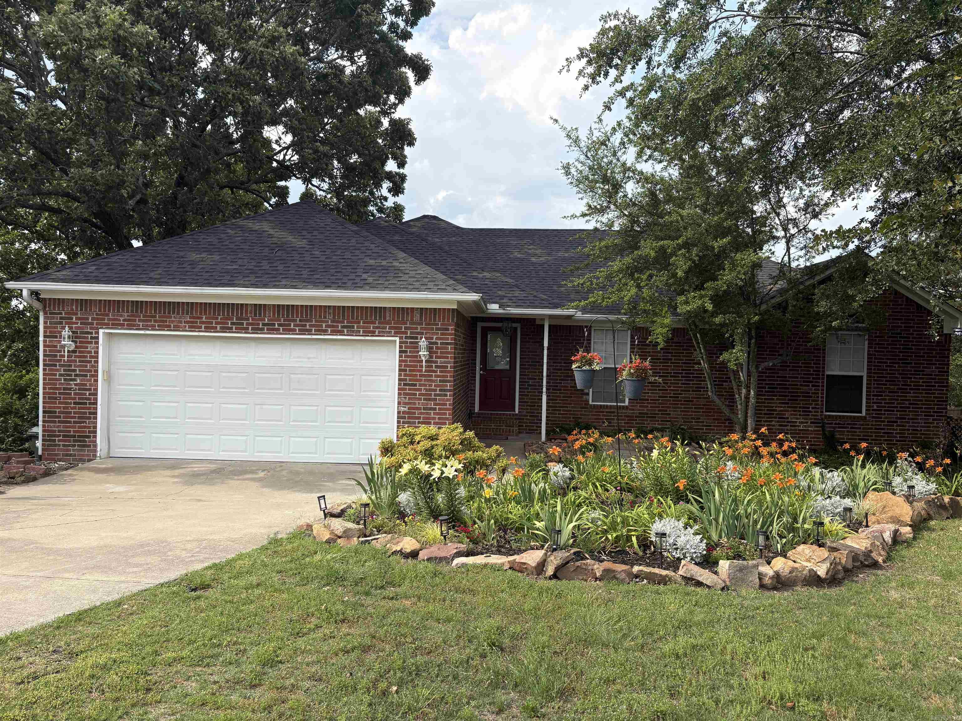 1660 Nighthawk  Conway, AR