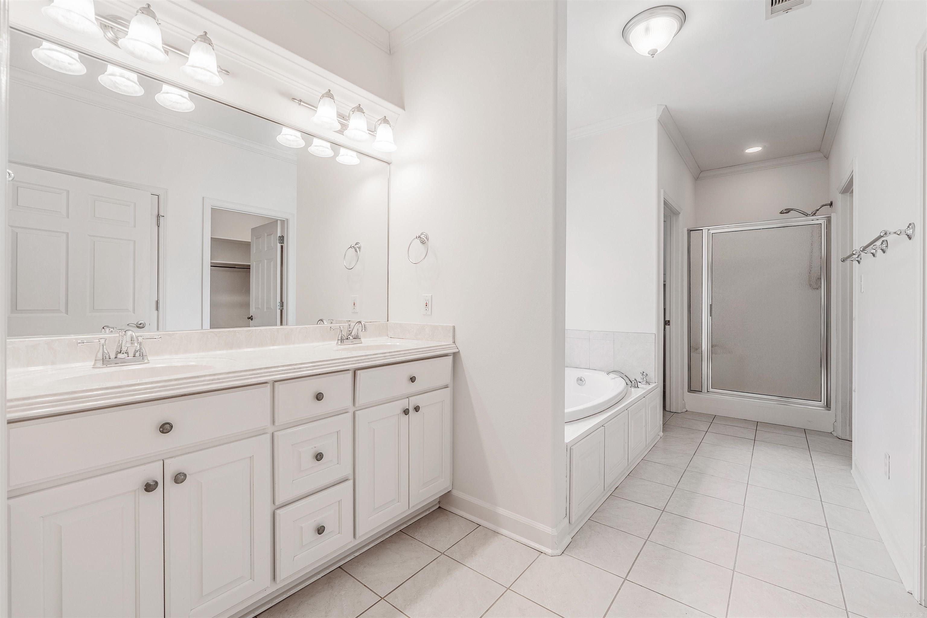 133 Hibiscus  Maumelle, AR