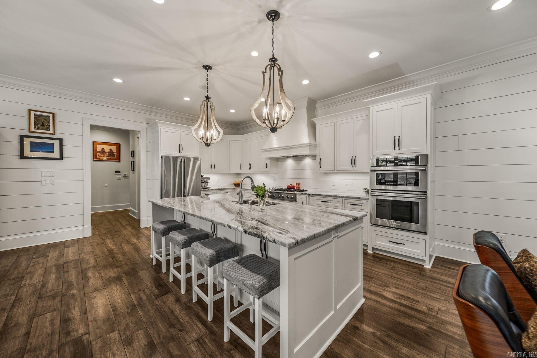 18 Hallen  Little Rock, AR