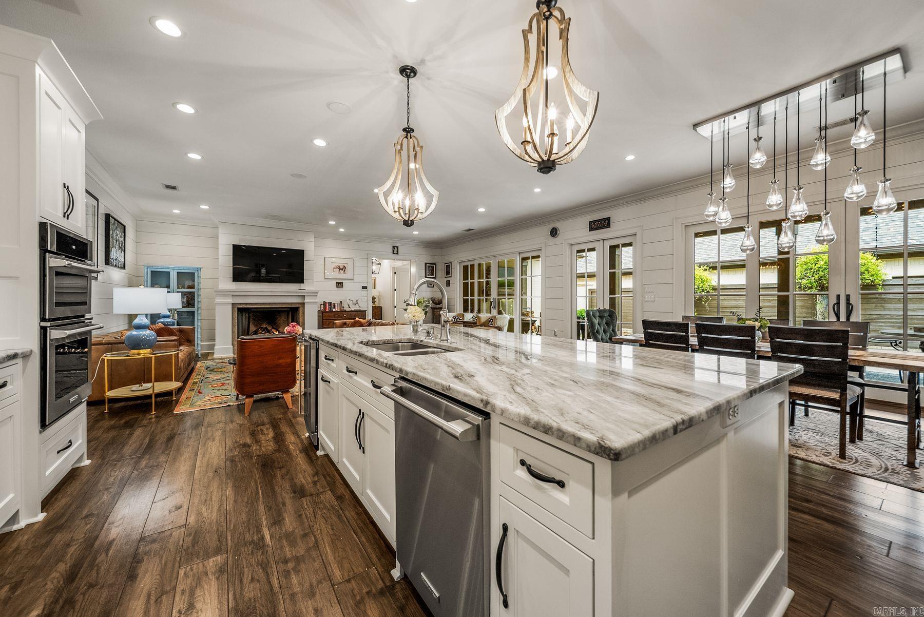 18 Hallen  Little Rock, AR