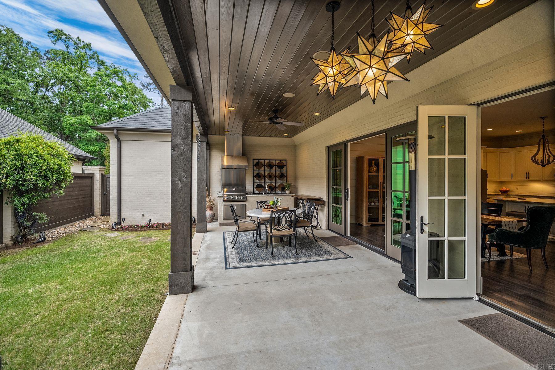 18 Hallen  Little Rock, AR