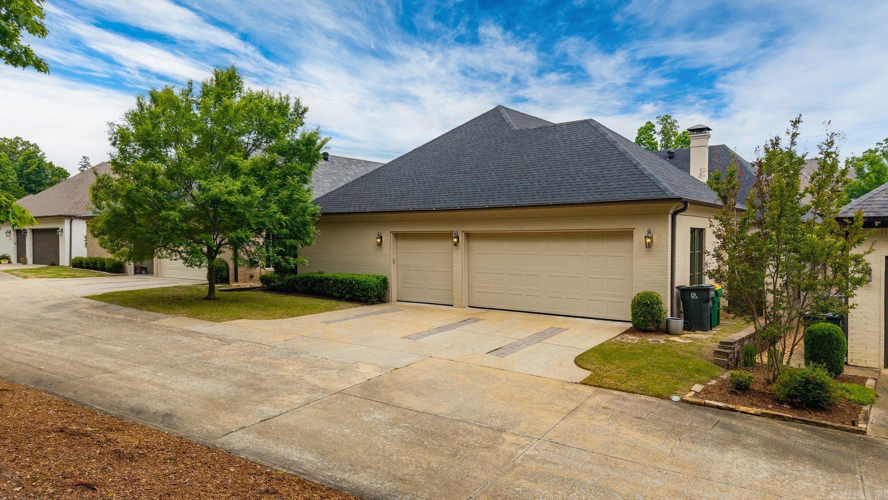 18 Hallen  Little Rock, AR