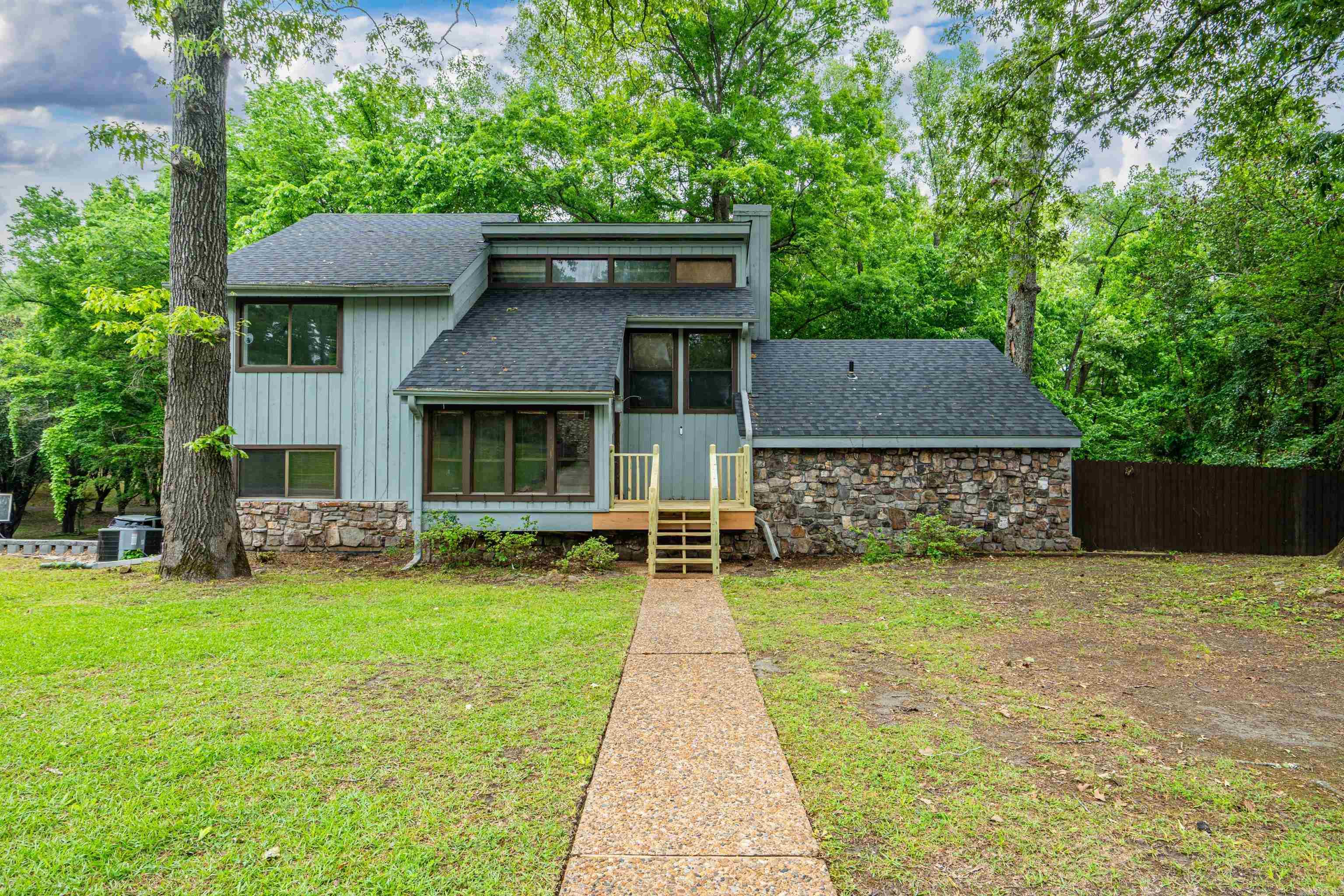 1018 N 26th  Arkadelphia, AR