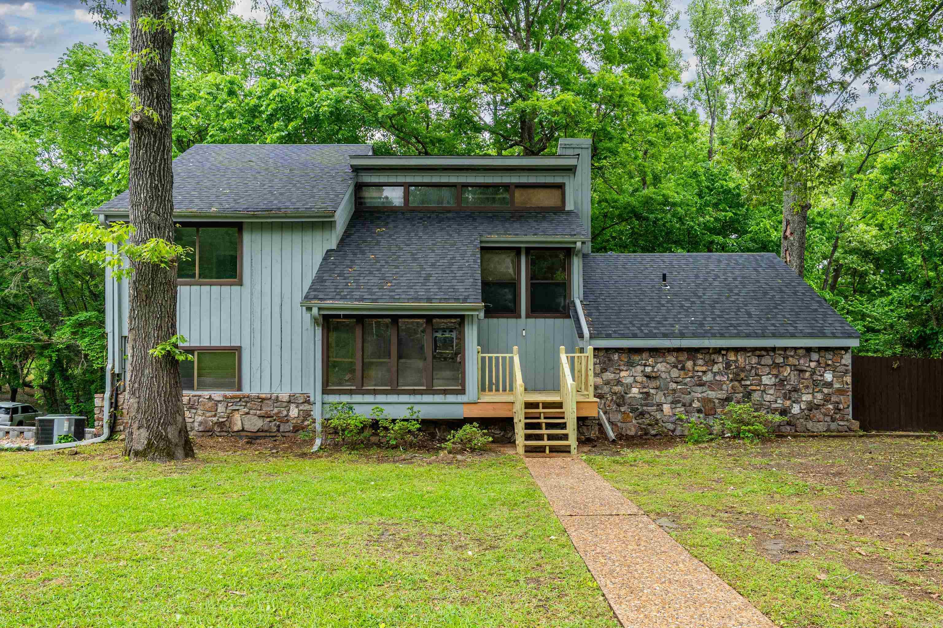 1018 N 26th  Arkadelphia, AR