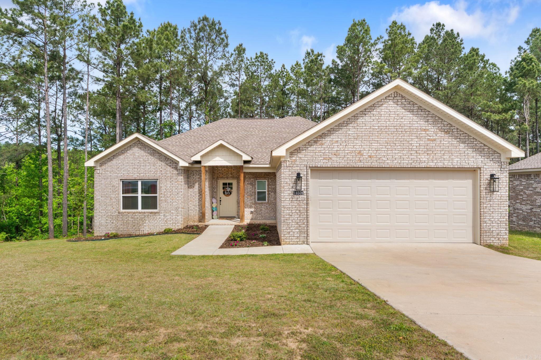 18508 Parkway Pines  Bauxite, AR