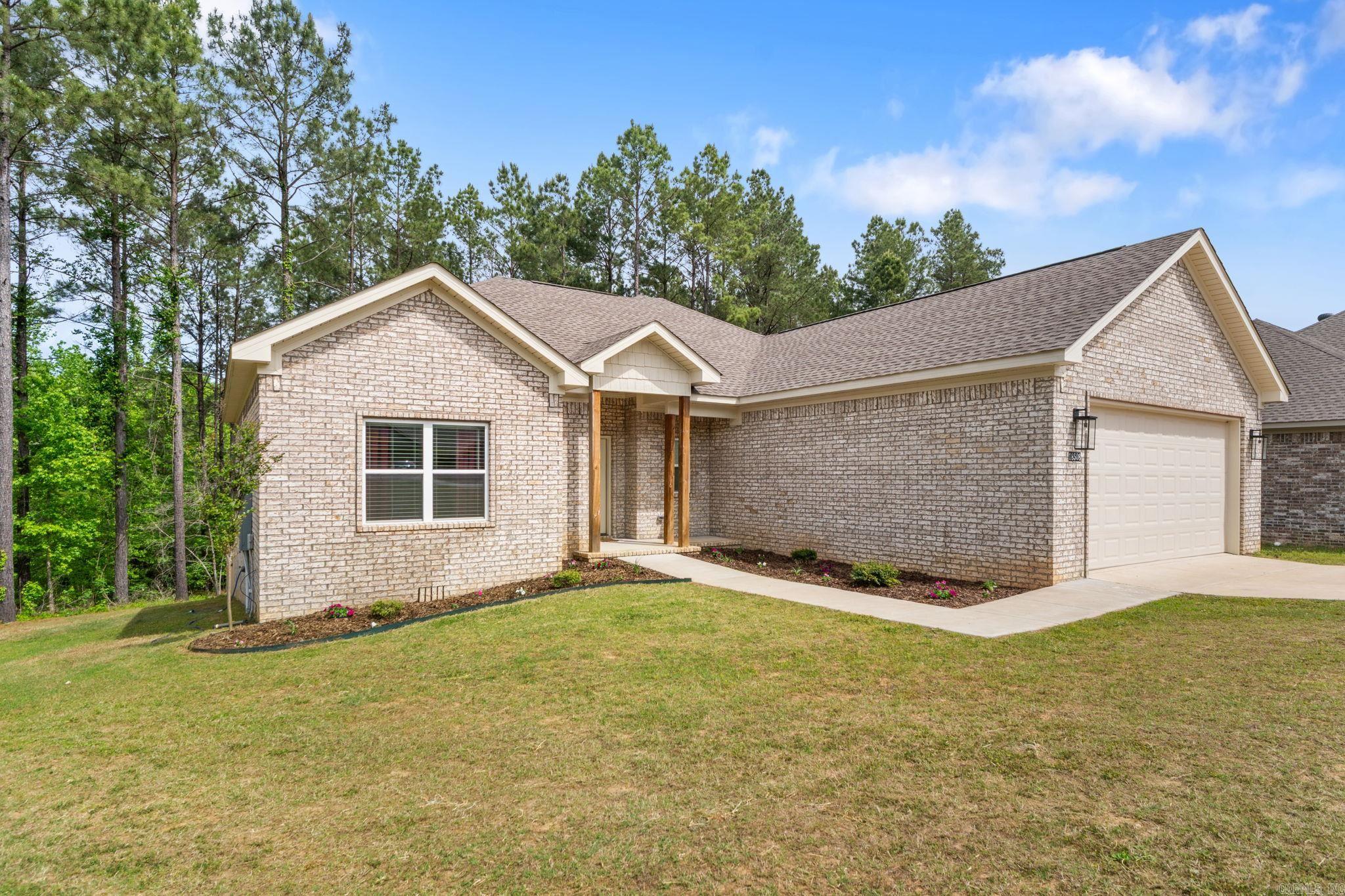 18508 Parkway Pines  Bauxite, AR
