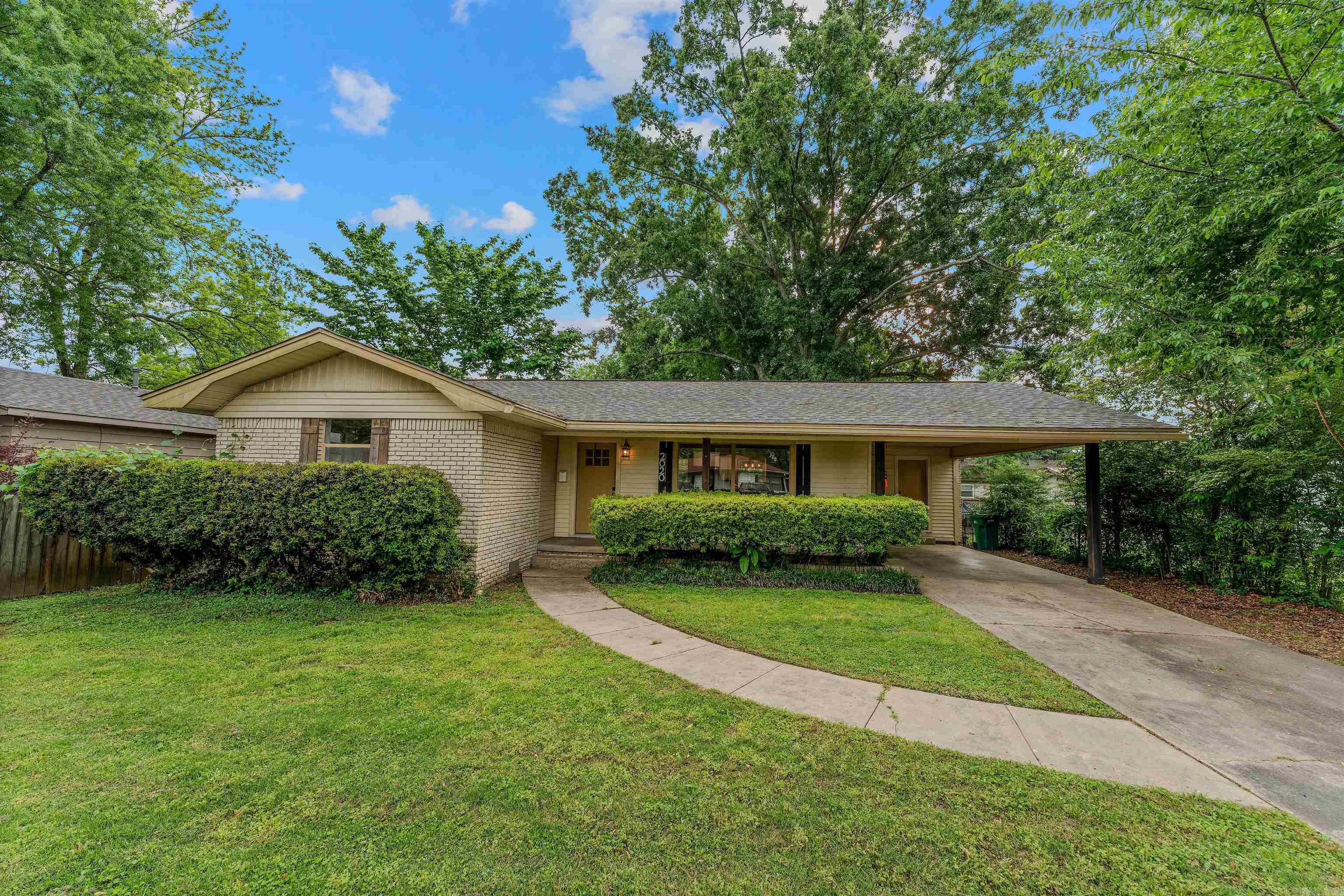 2020 W Sevier  Benton, AR