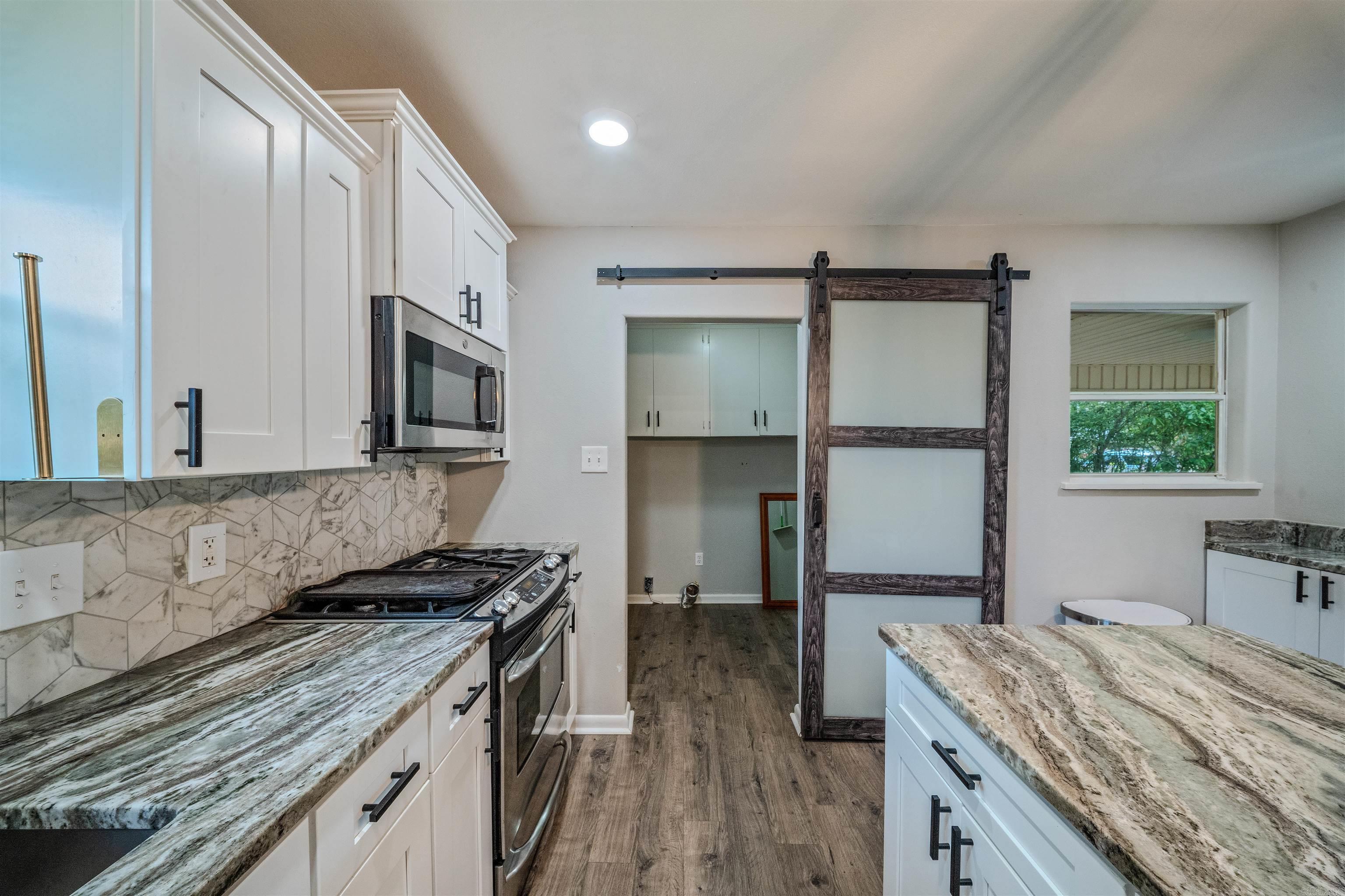 2020 W Sevier  Benton, AR