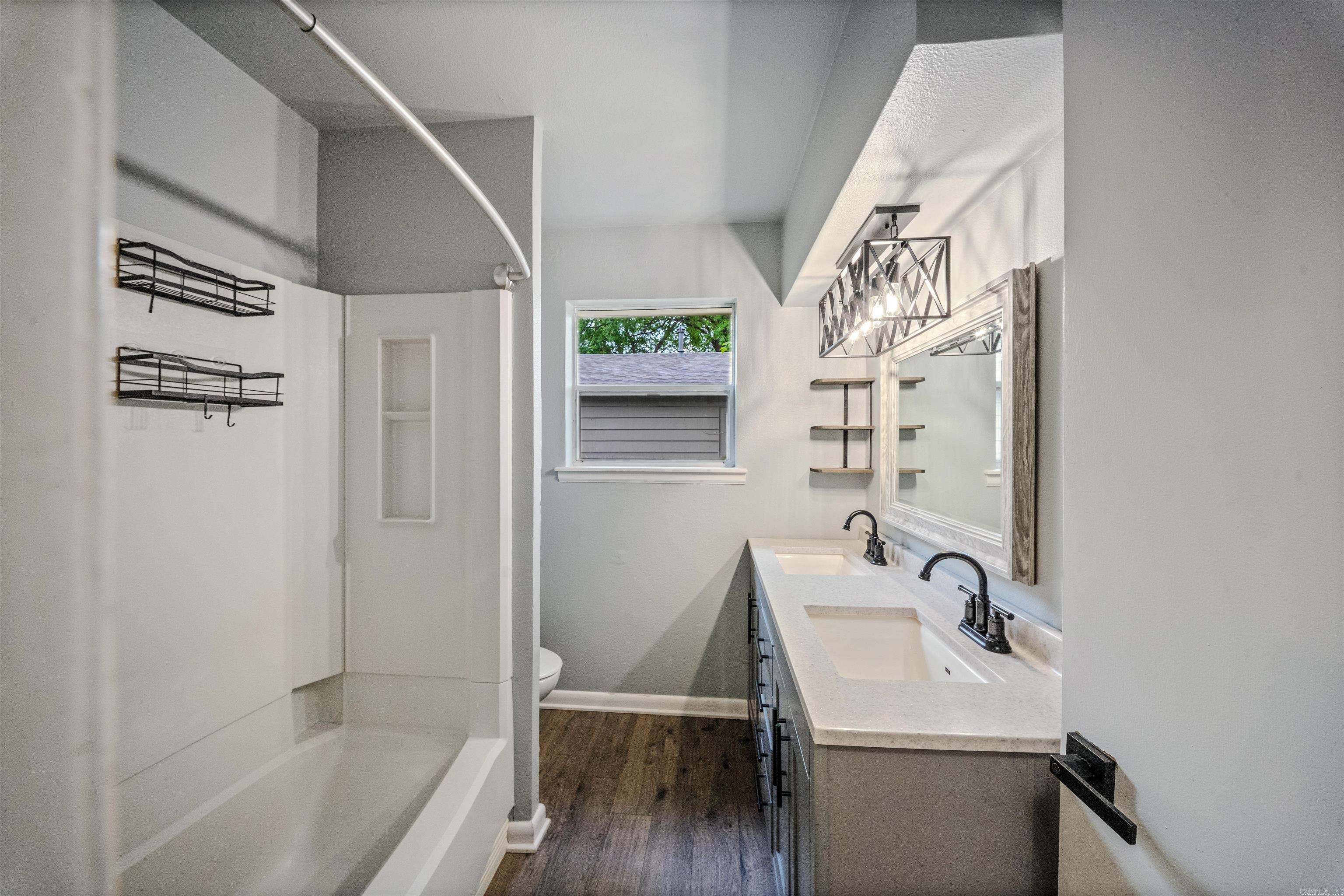 2020 W Sevier  Benton, AR