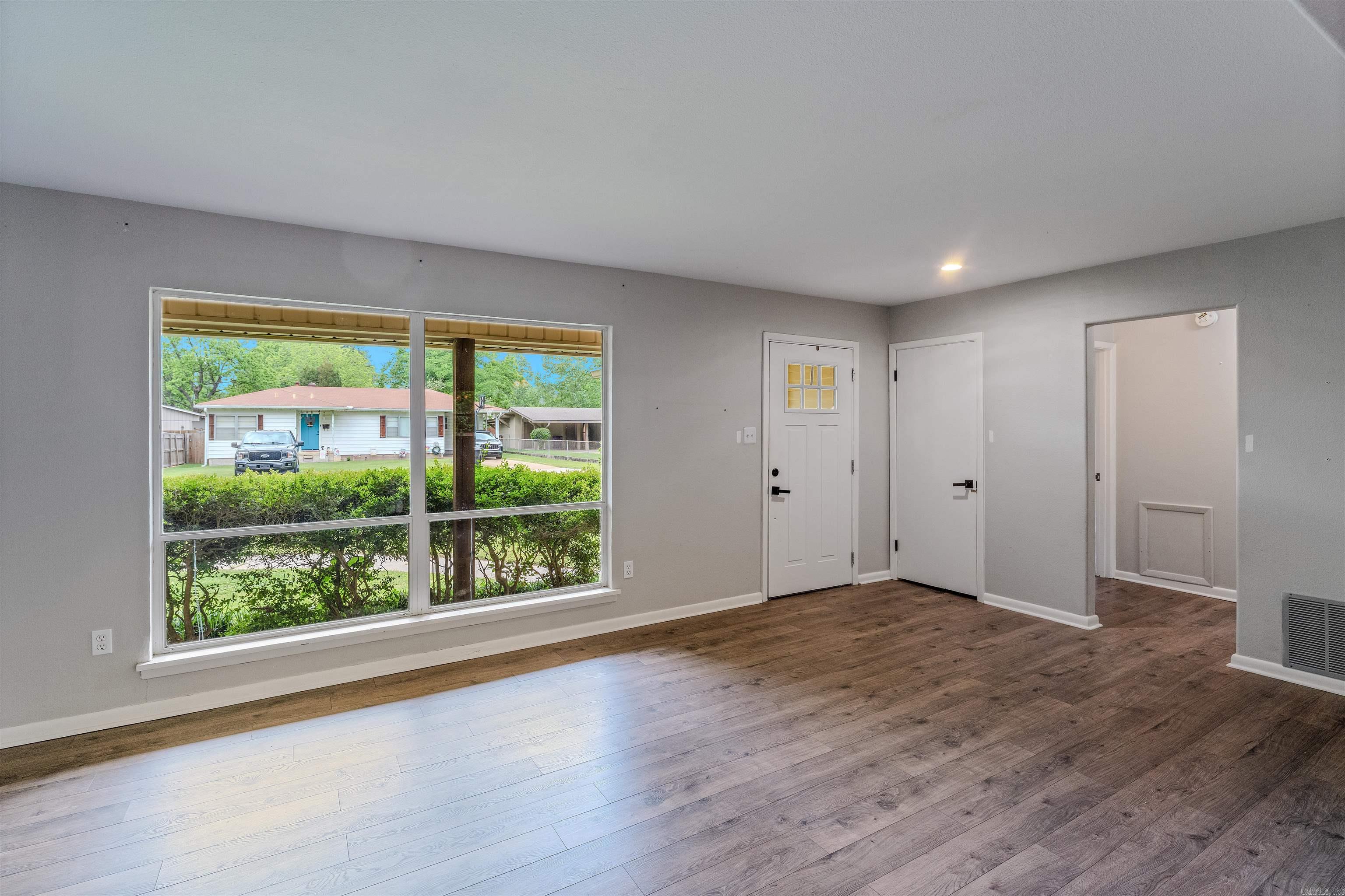 2020 W Sevier  Benton, AR